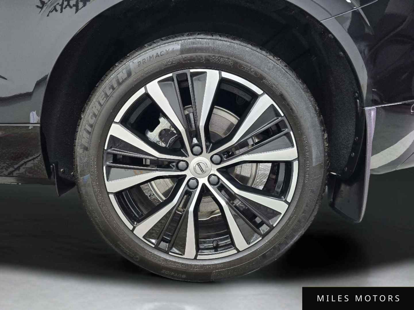 Volvo XC60 2023 — миниатюра 10