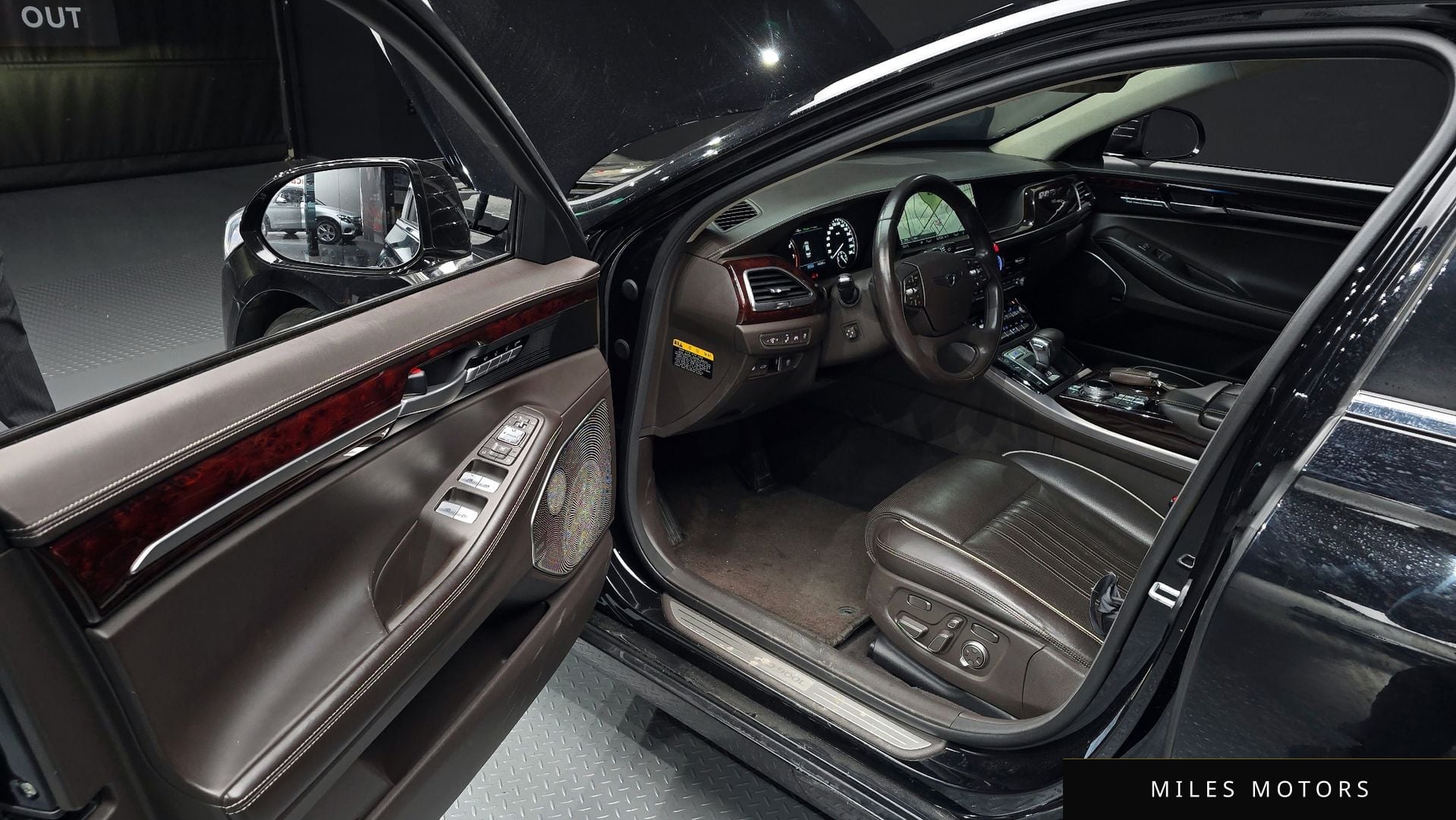 Genesis EQ900 2016 — миниатюра 10