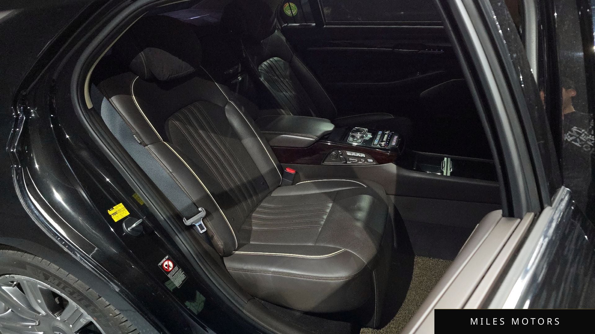 Genesis EQ900 2016 — миниатюра 12