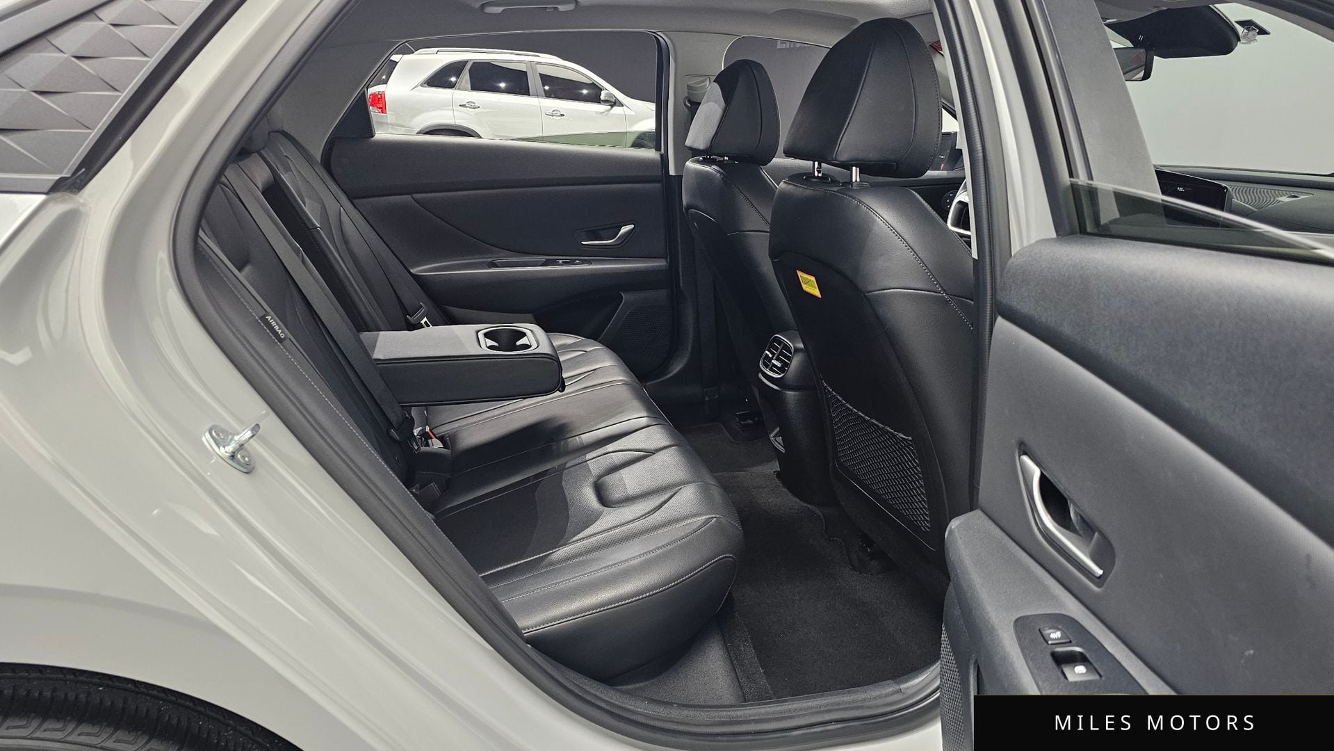 Hyundai AVANTE 2024 — миниатюра 12