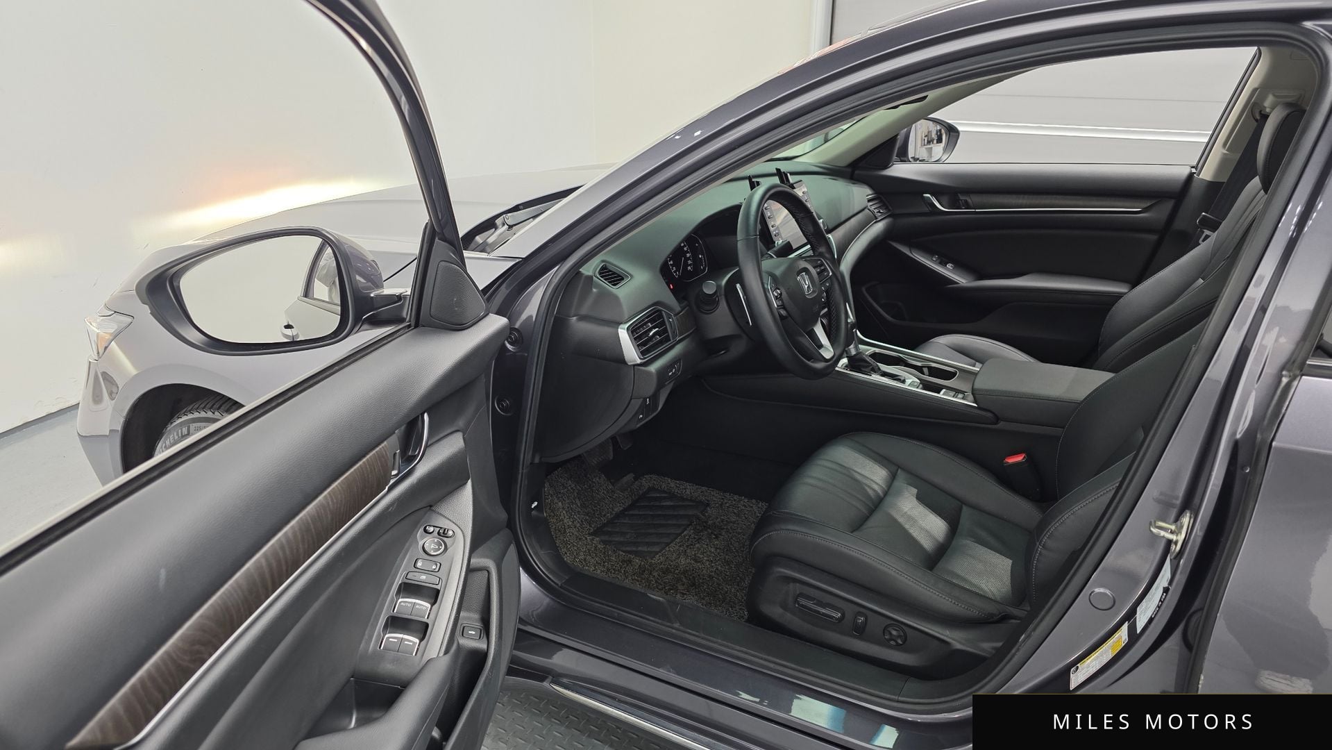 Honda 어코드 2019 — миниатюра 11