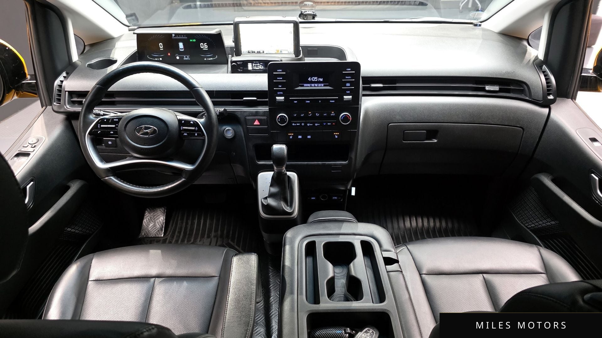 Hyundai Staria 2022 — миниатюра 7