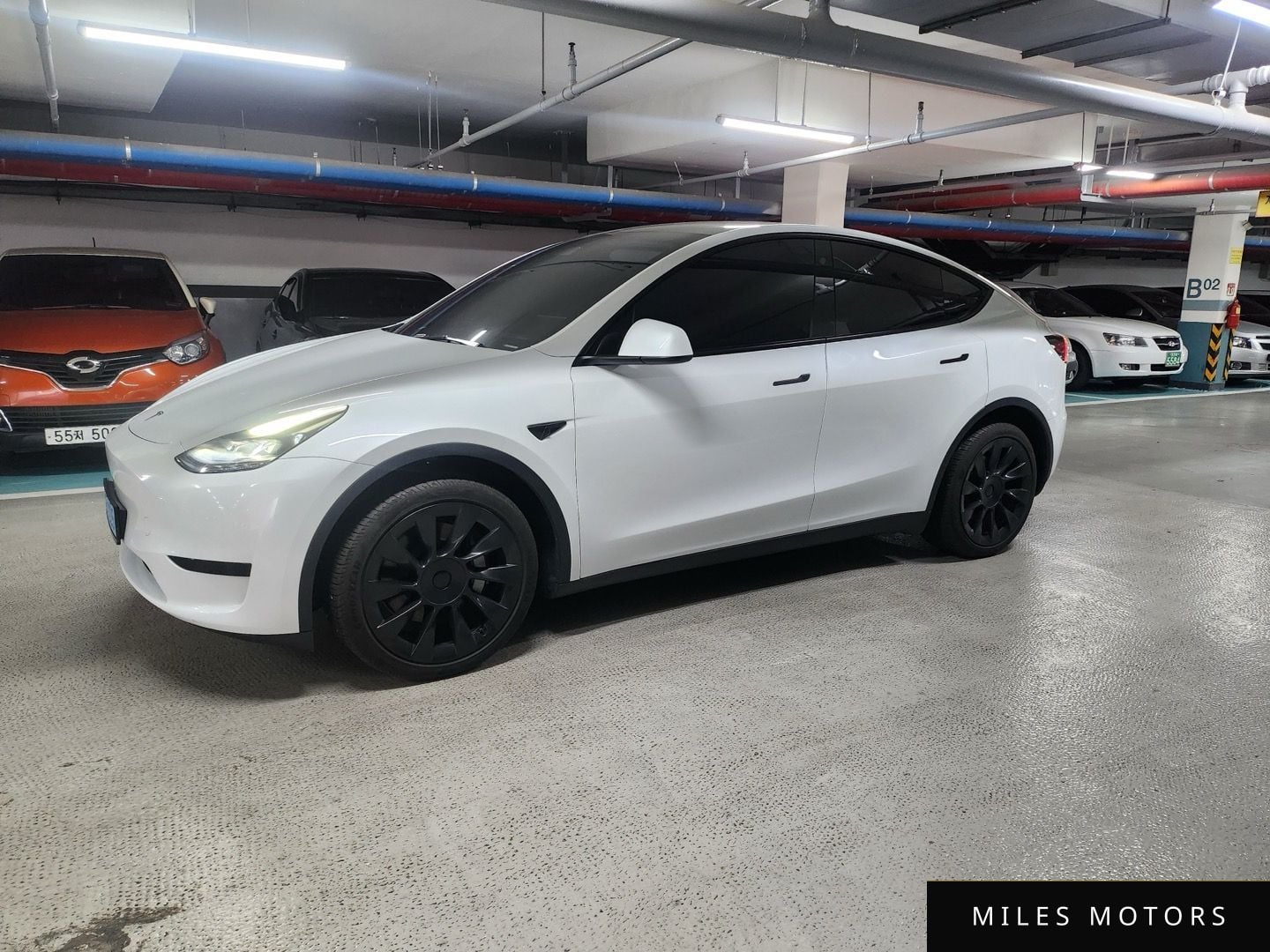 Tesla Model Y 2024 — миниатюра 2