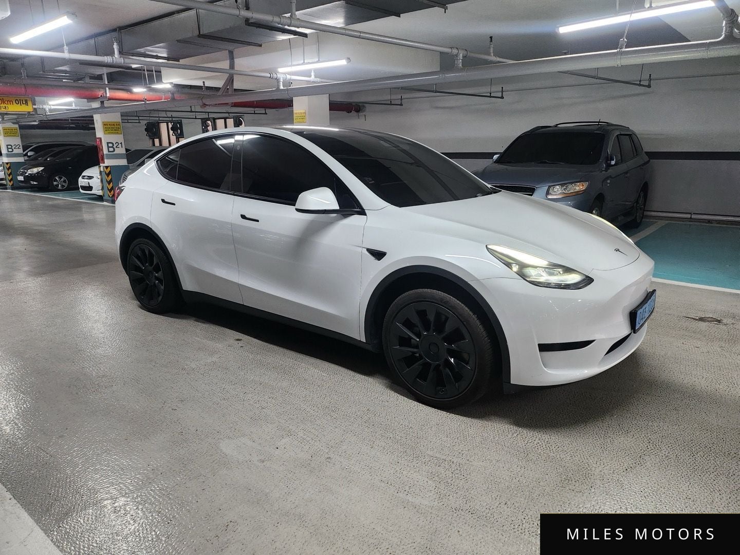 Tesla Model Y 2024 — миниатюра 4