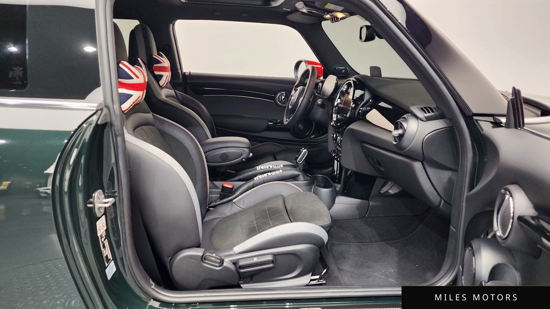 MINI 쿠퍼 S 2024 — миниатюра 11