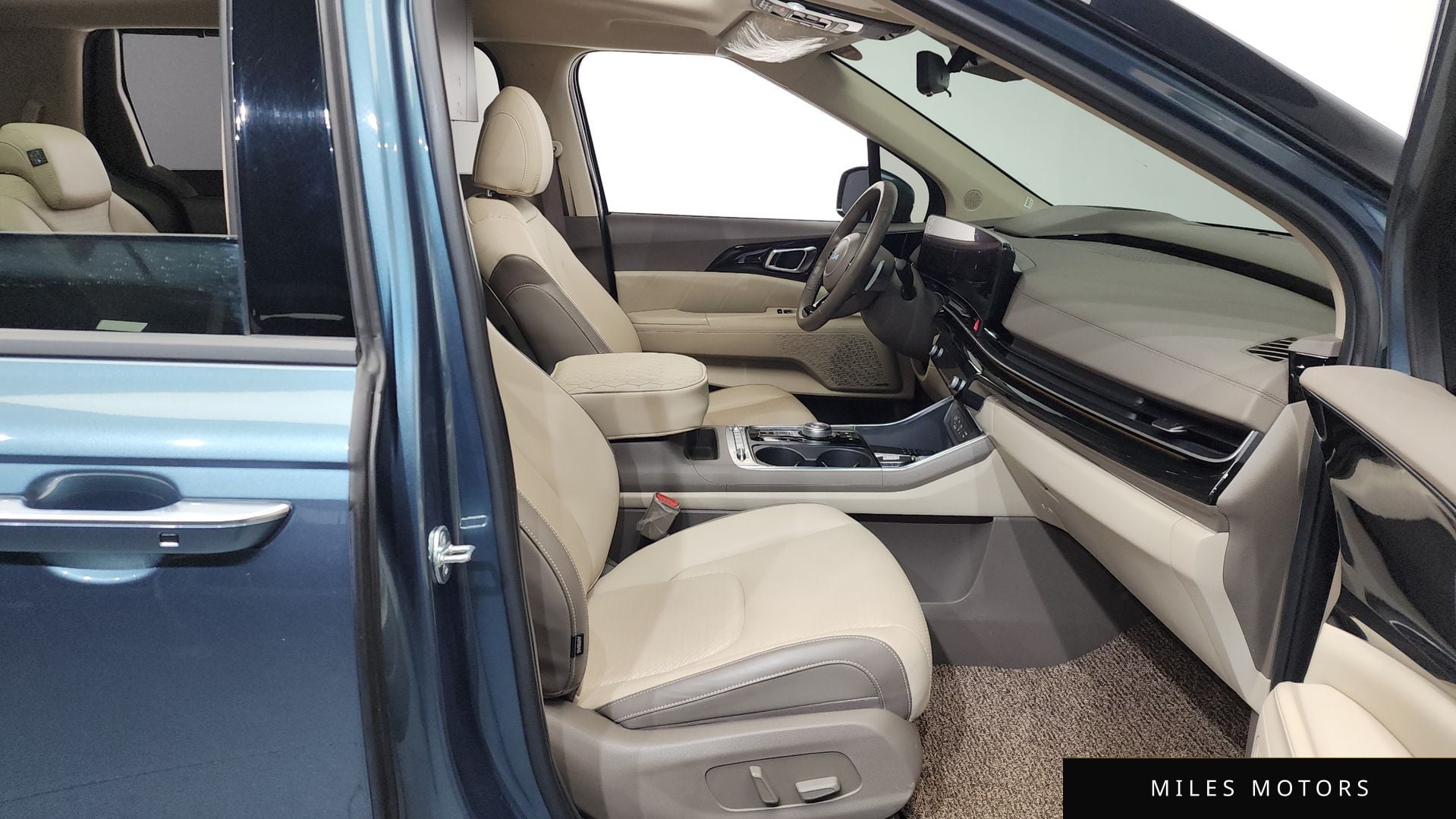 Kia Canival 2024 — миниатюра 11