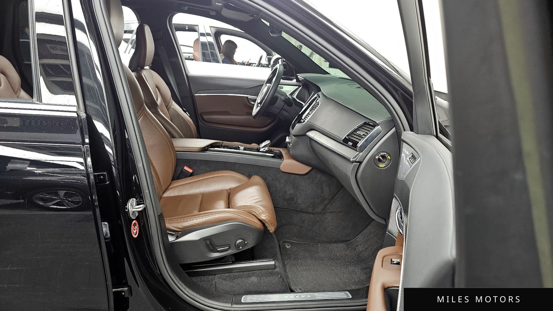 Volvo XC90 2023 — миниатюра 11