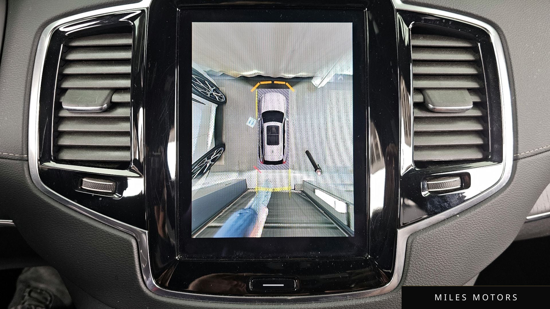 Volvo XC90 2023 — миниатюра 15