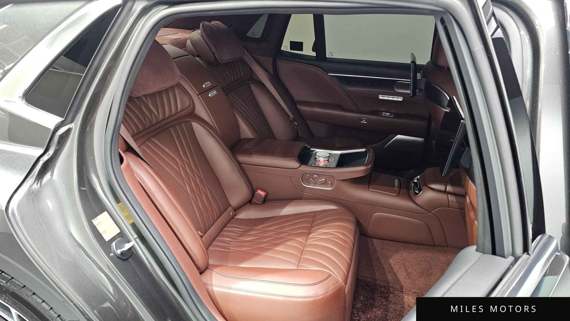 Genesis G90 (RS4) 2022 — миниатюра 12