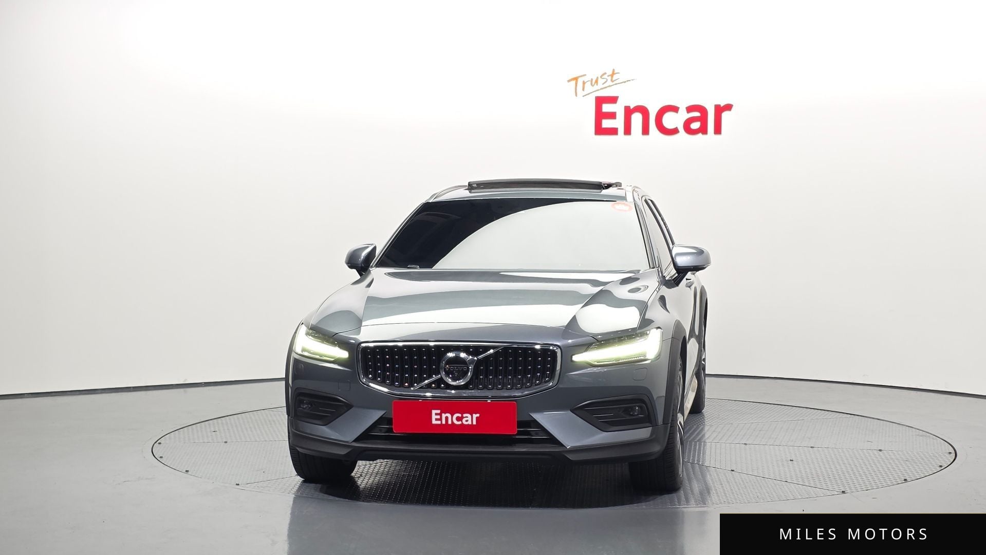 Volvo V60 크로스컨트리 2021 — миниатюра 3