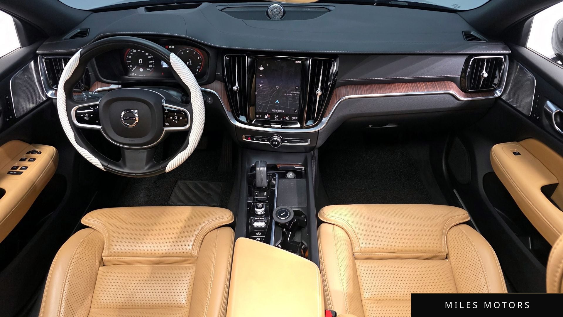 Volvo V60 크로스컨트리 2021 — миниатюра 7