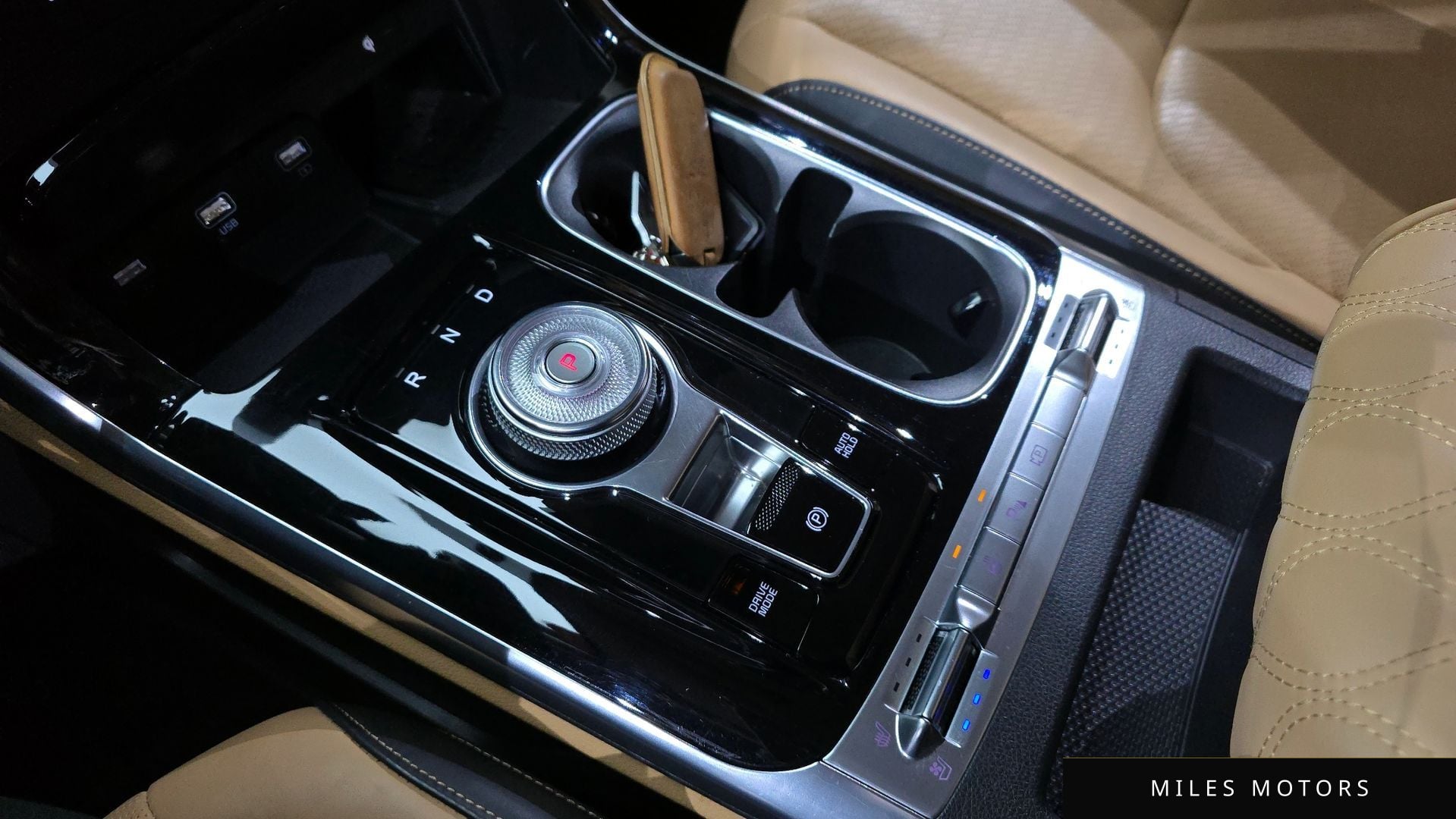 Kia Carnival 2023 — миниатюра 9