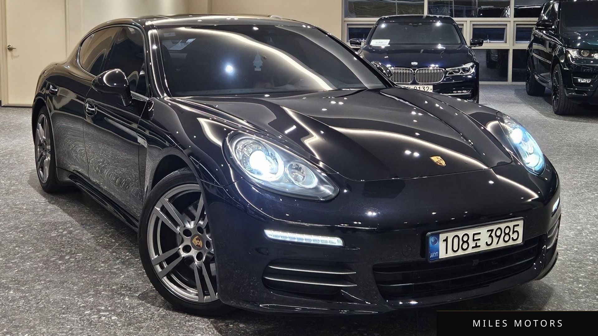 Porsche Panamera 2015 — фото 1 из 12