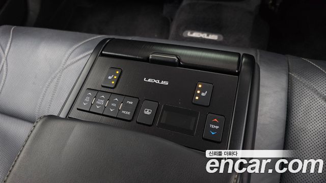 Лексус ES300h 2019 — миниатюра 19