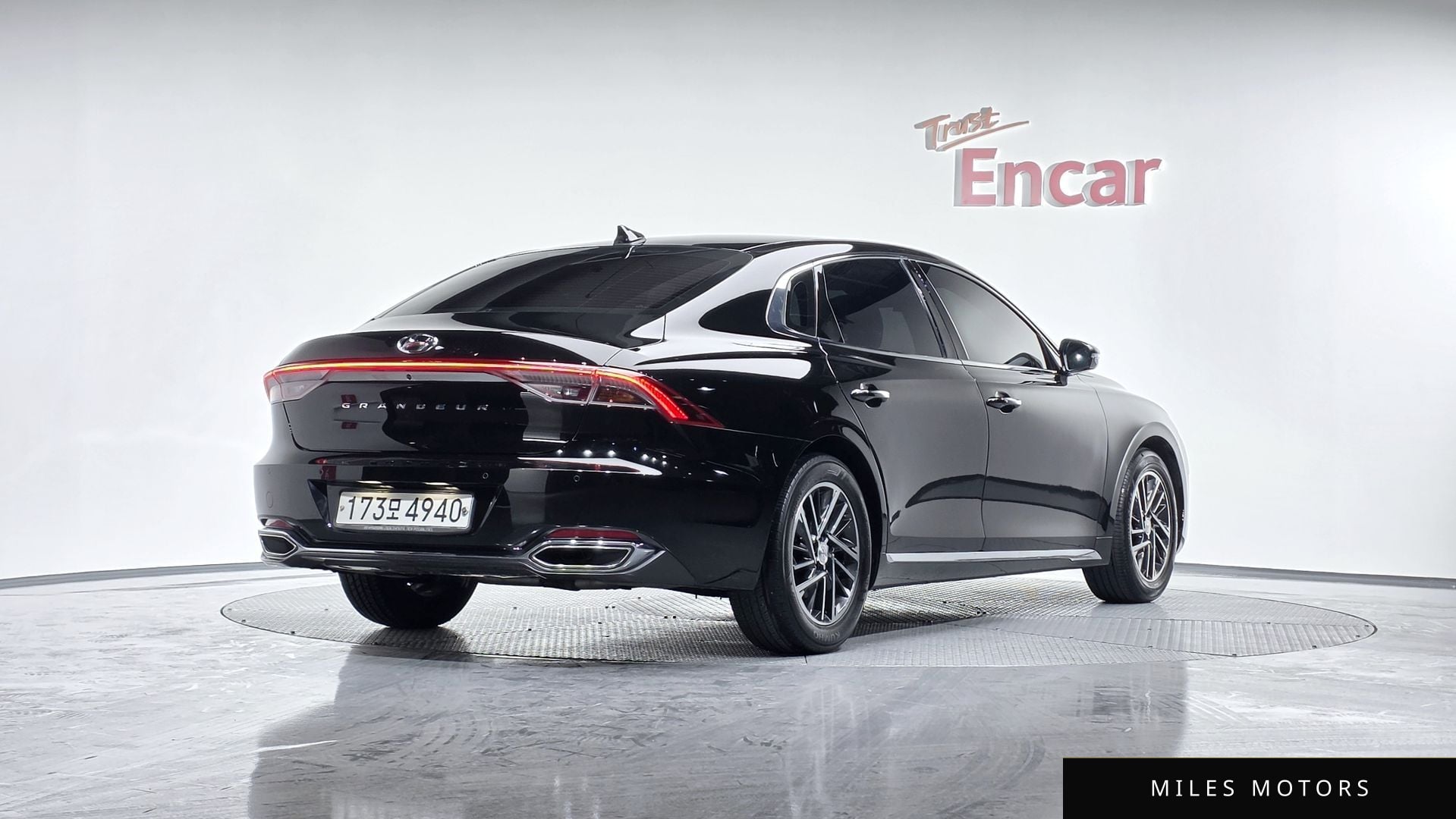 Hyundai Grandeur 2020 — фото 1 из 12