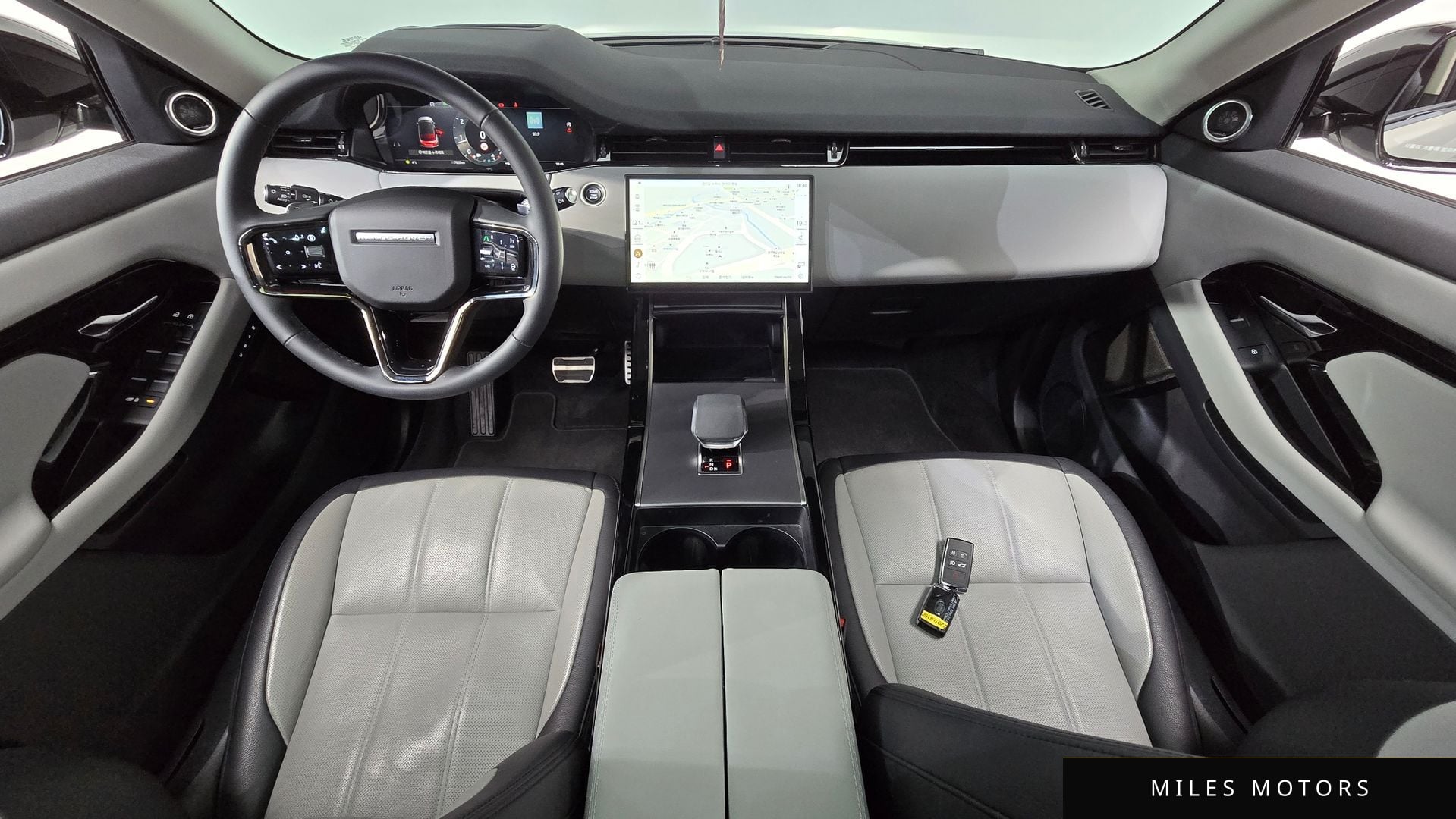 Land Rover 레인지로버 이보크 2025 — миниатюра 6