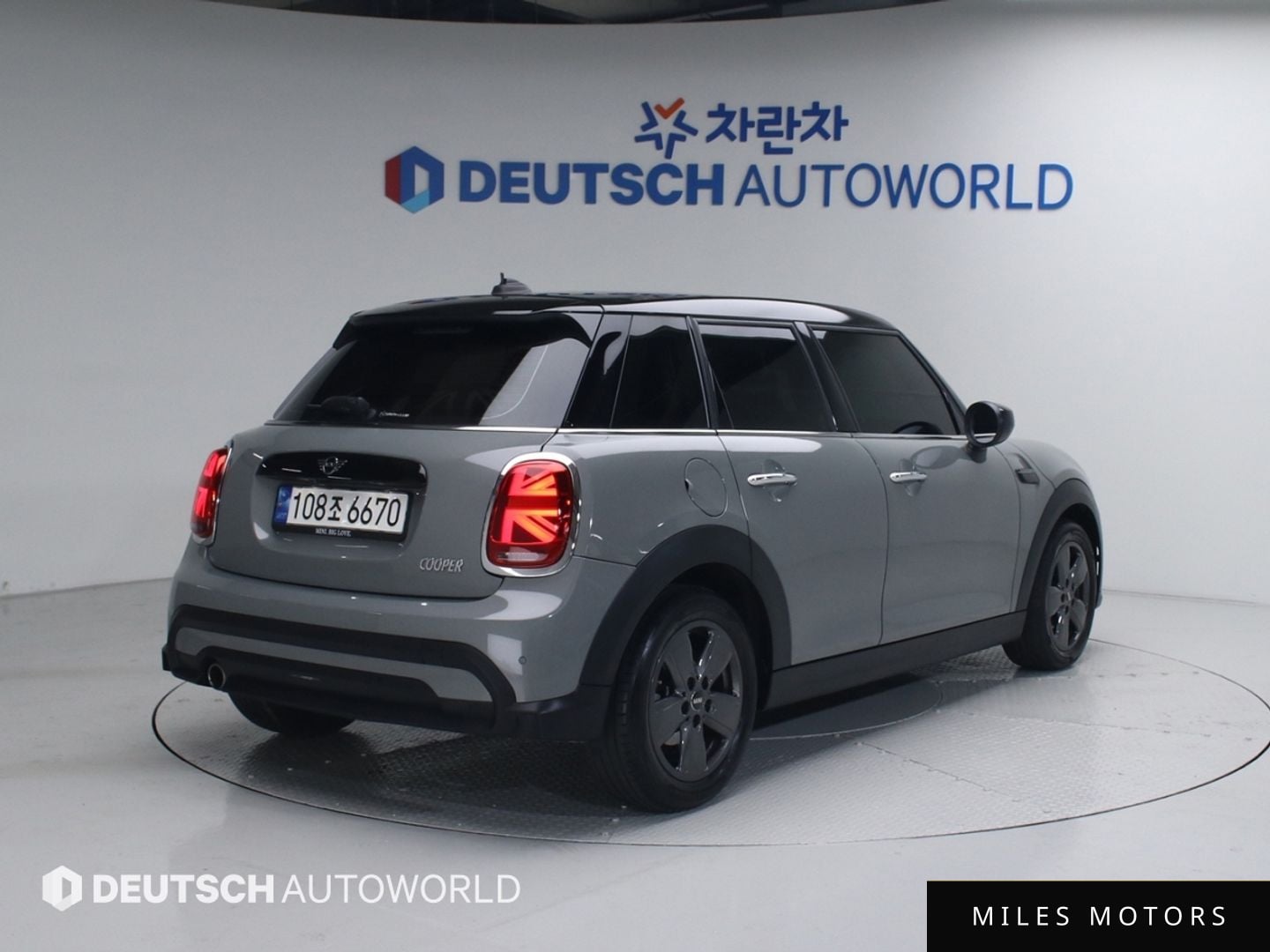 MINI Cooper 2023 — миниатюра 2