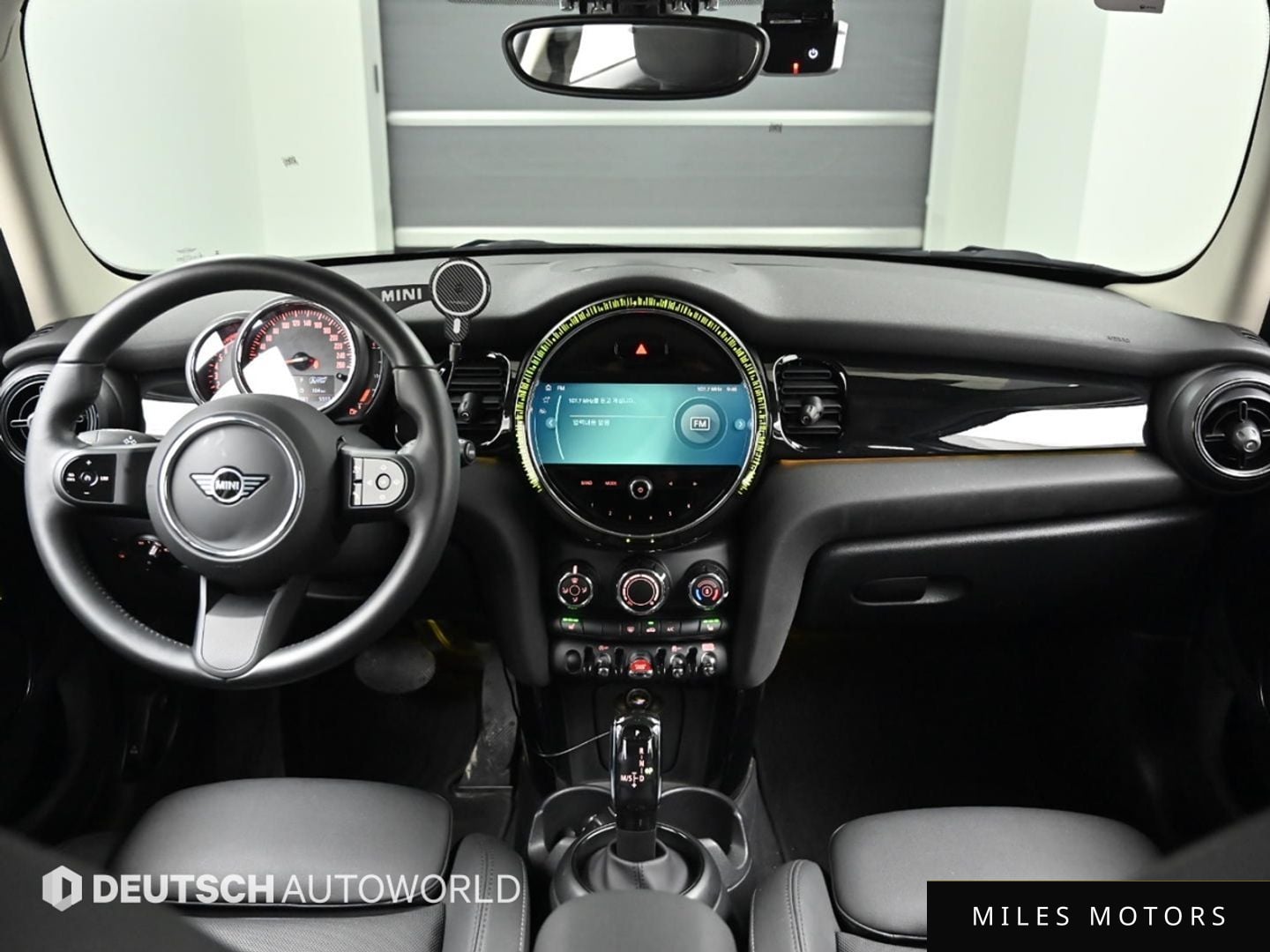 MINI Cooper 2023 — миниатюра 7