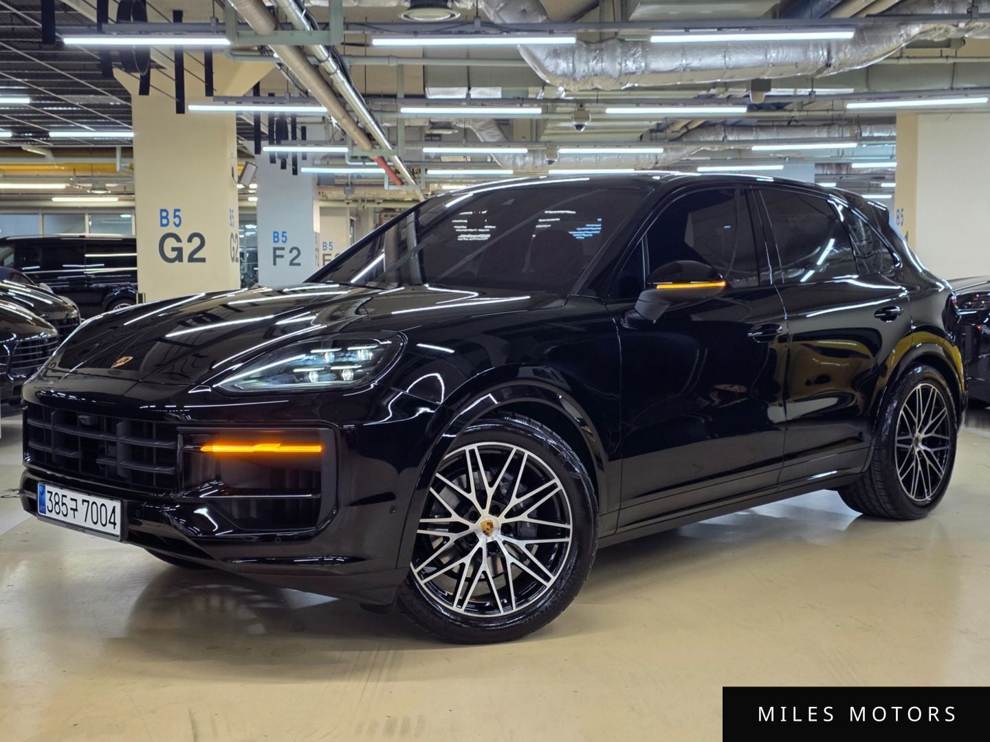 Porsche Cayenne 2024 — фото 1 из 12