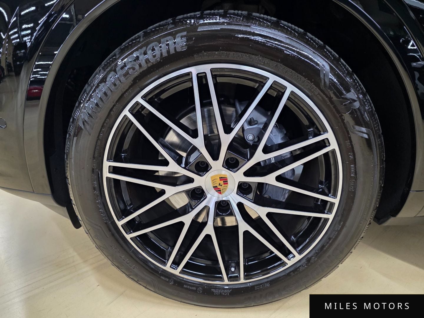 Porsche Cayenne 2024 — миниатюра 6