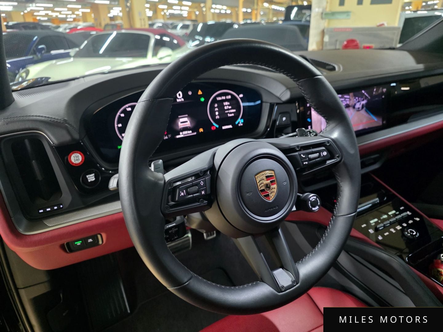 Porsche Cayenne 2024 — миниатюра 10