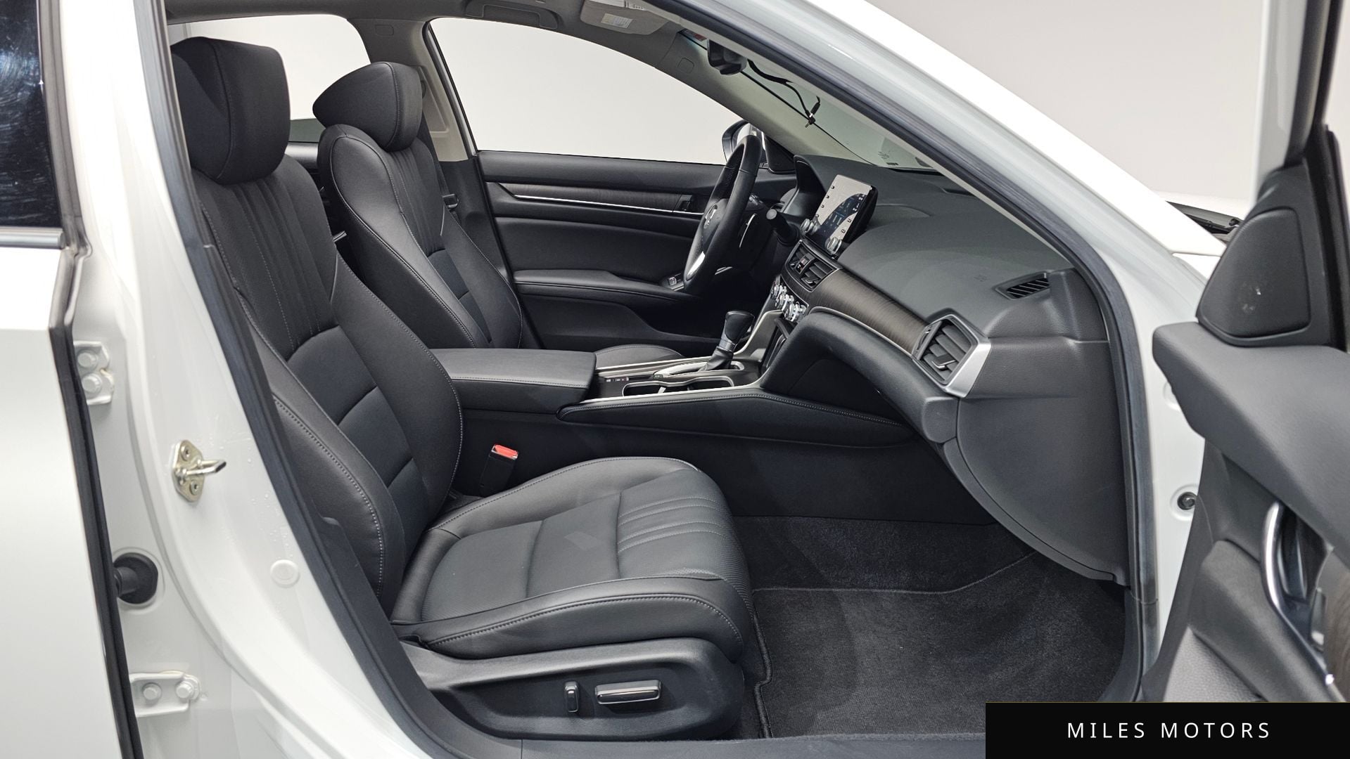 Honda Accord 2019 — миниатюра 11
