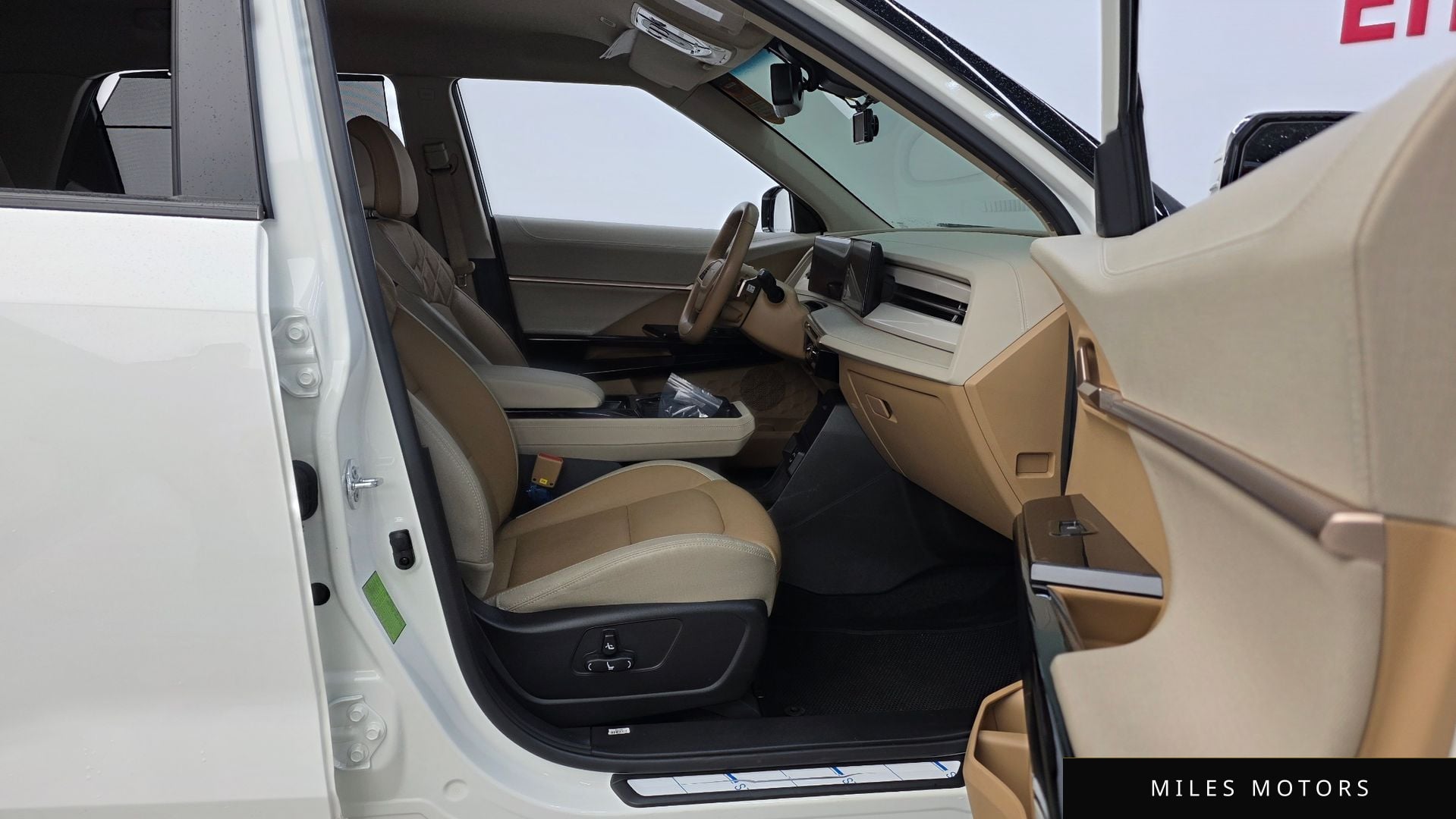 KG Mobility Actyon 2025 — миниатюра 11