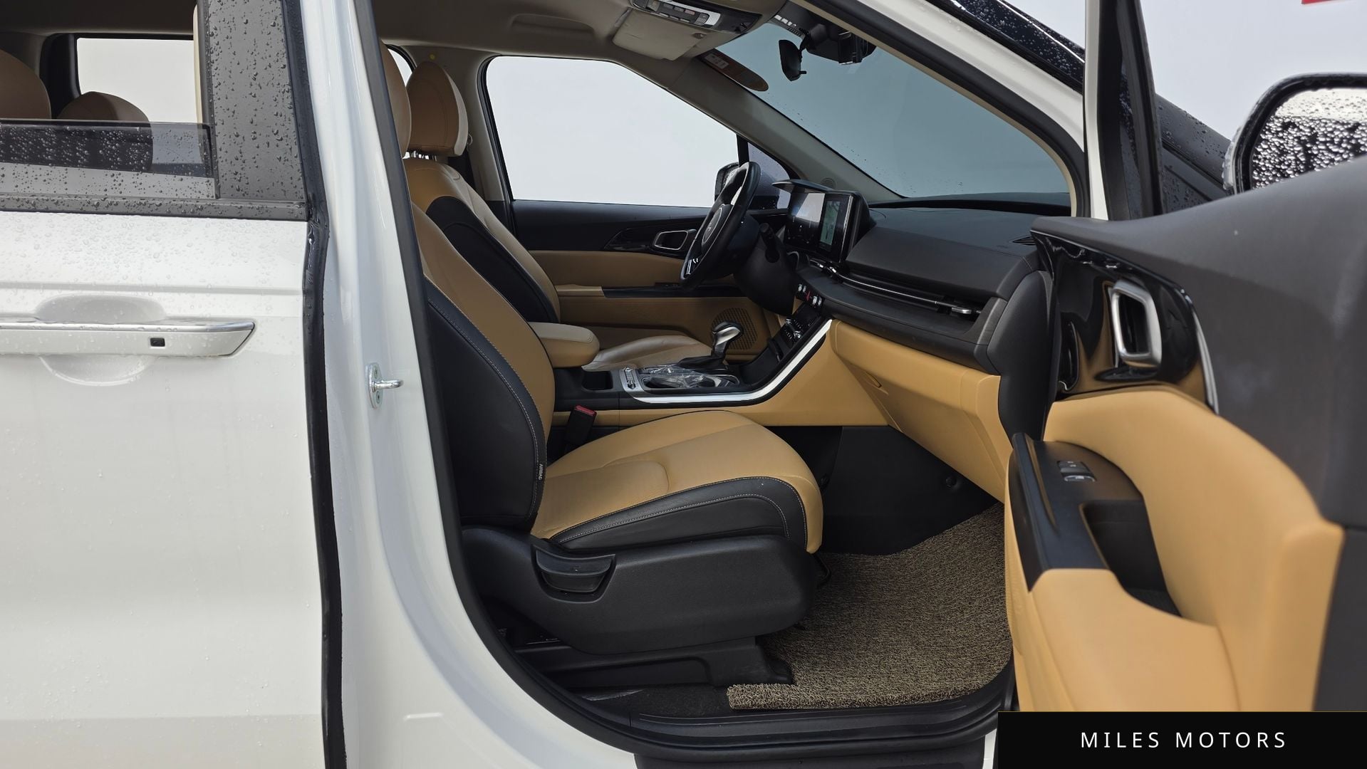 Kia Carnival 2022 — миниатюра 11