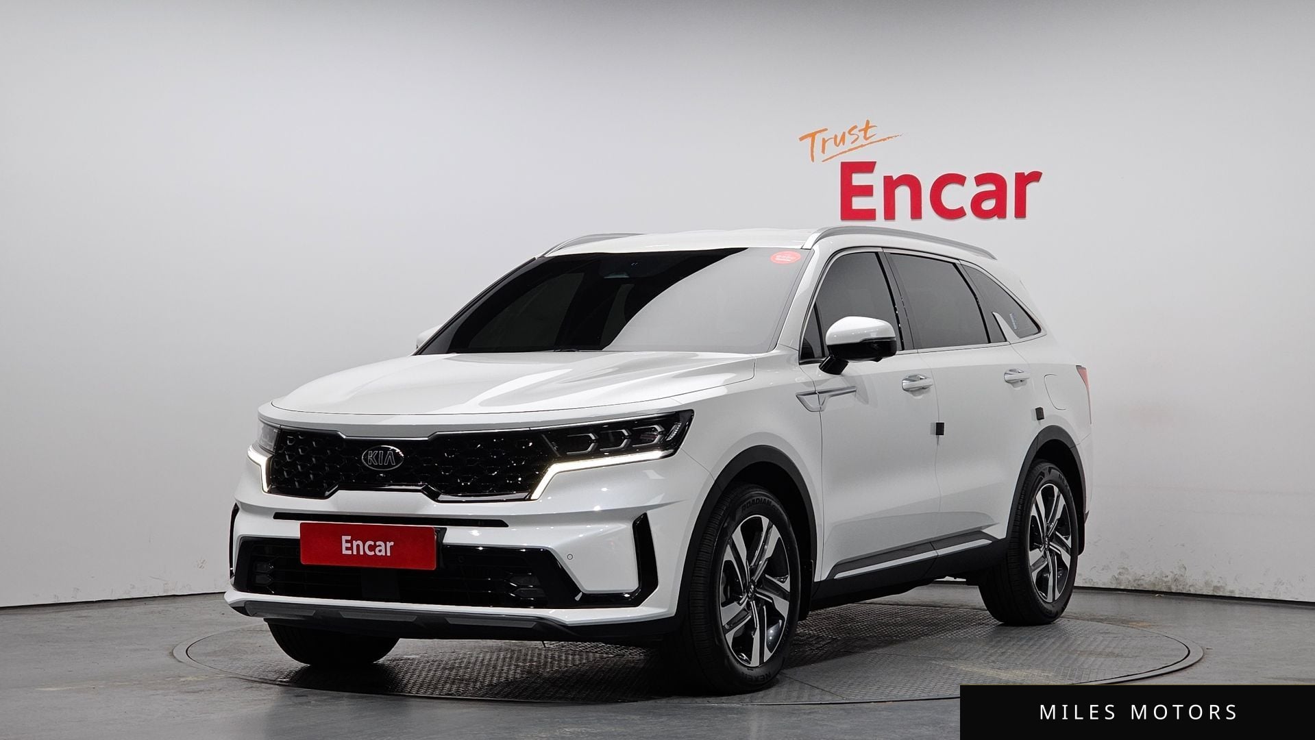 Kia Sorento 2021 — фото 1 из 12