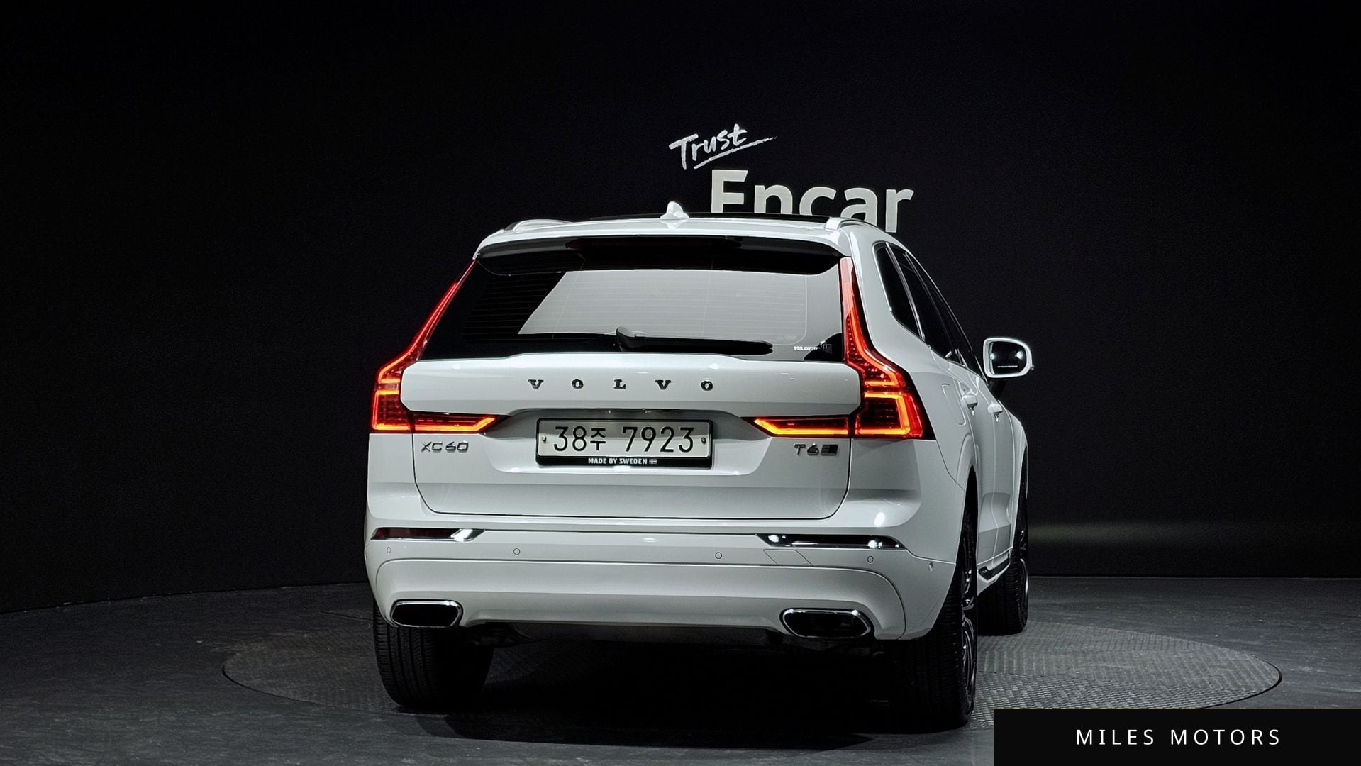 Volvo XC60 2019 — миниатюра 3