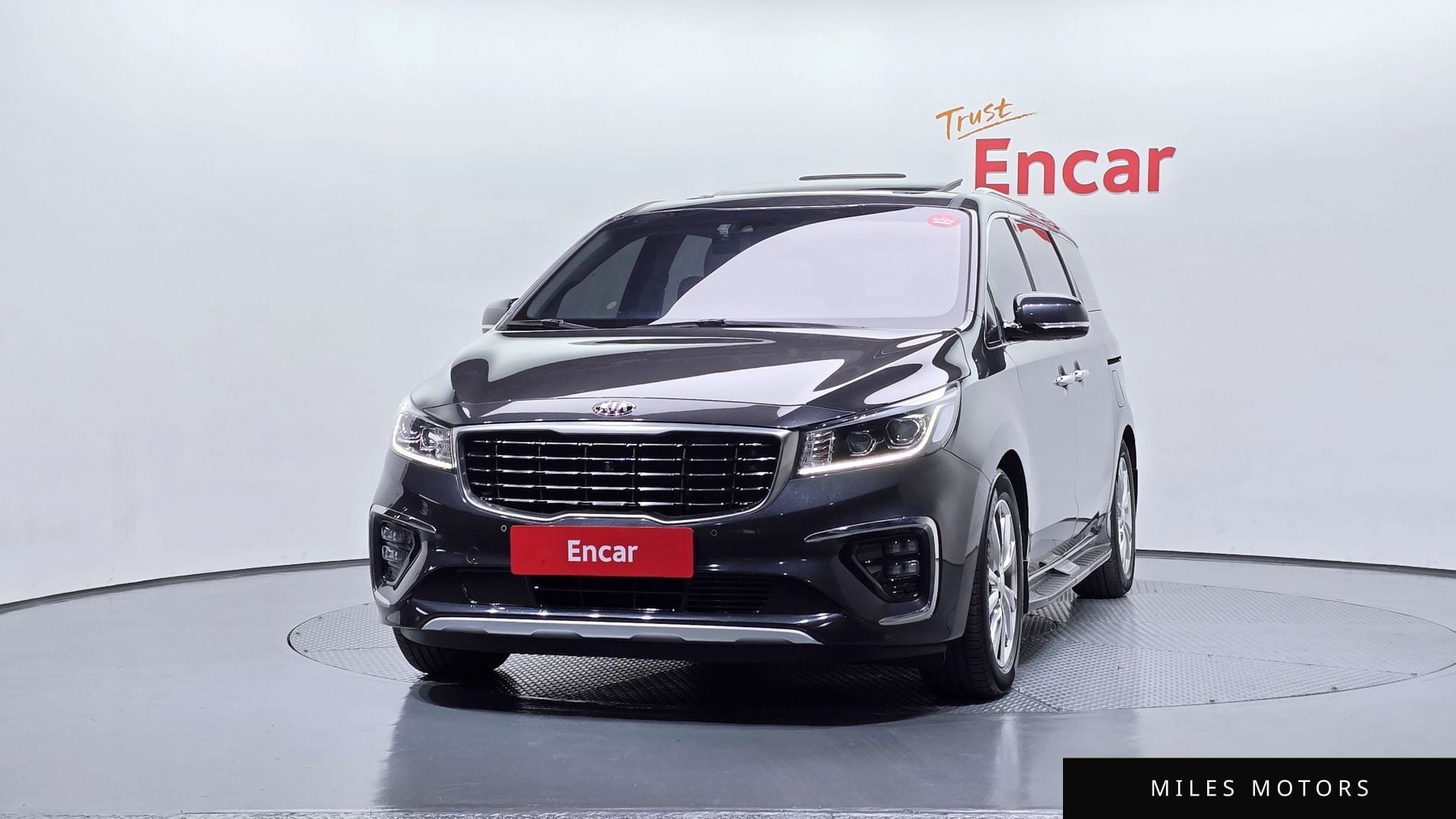 Kia Canival 2019 — миниатюра 3
