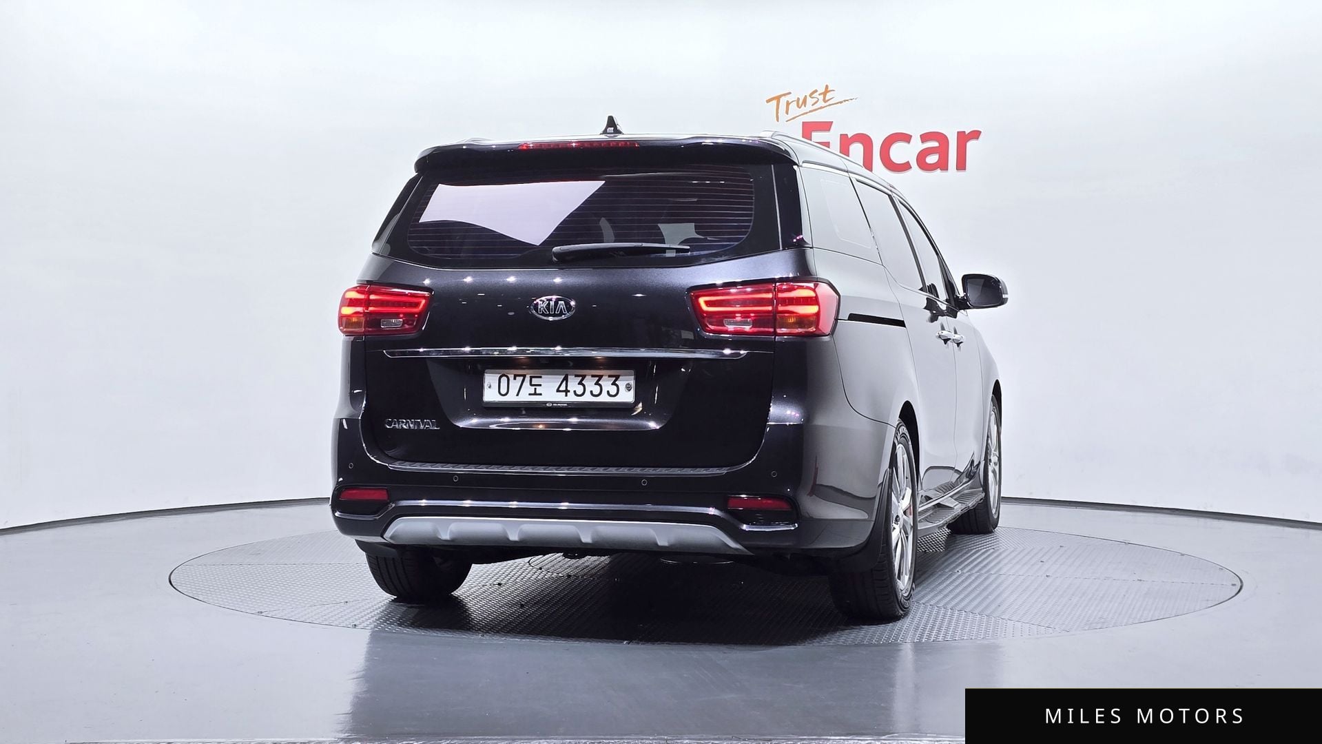 Kia Canival 2019 — миниатюра 4