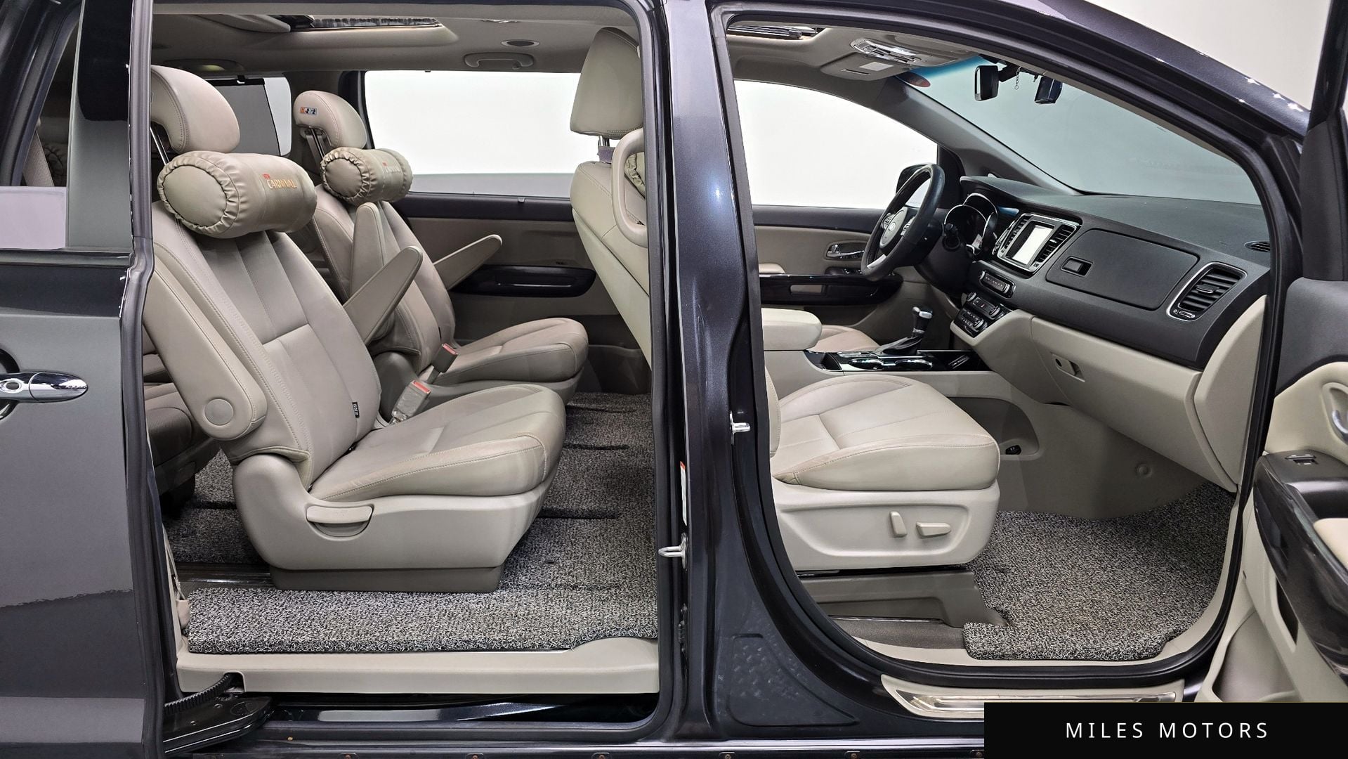 Kia Canival 2019 — миниатюра 10