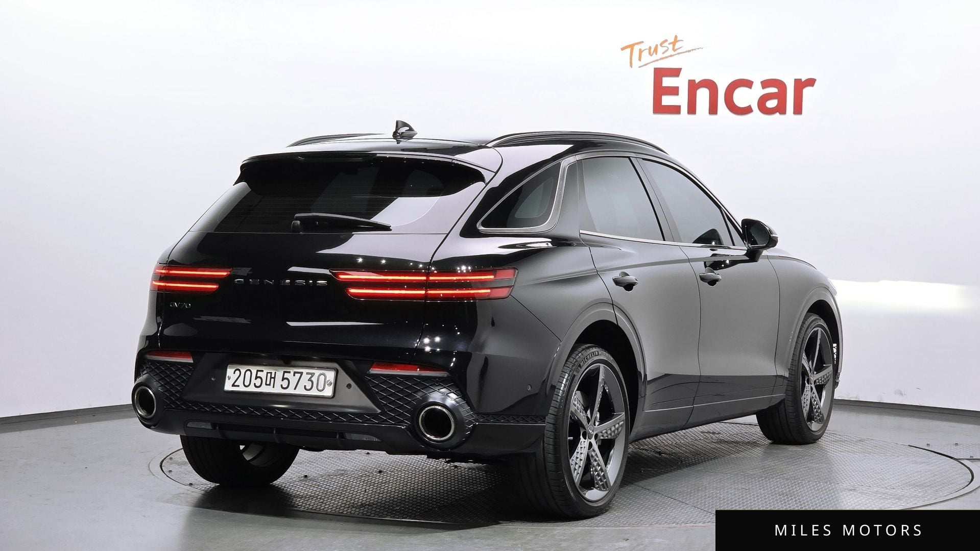 Genesis GV70 2021 — миниатюра 2