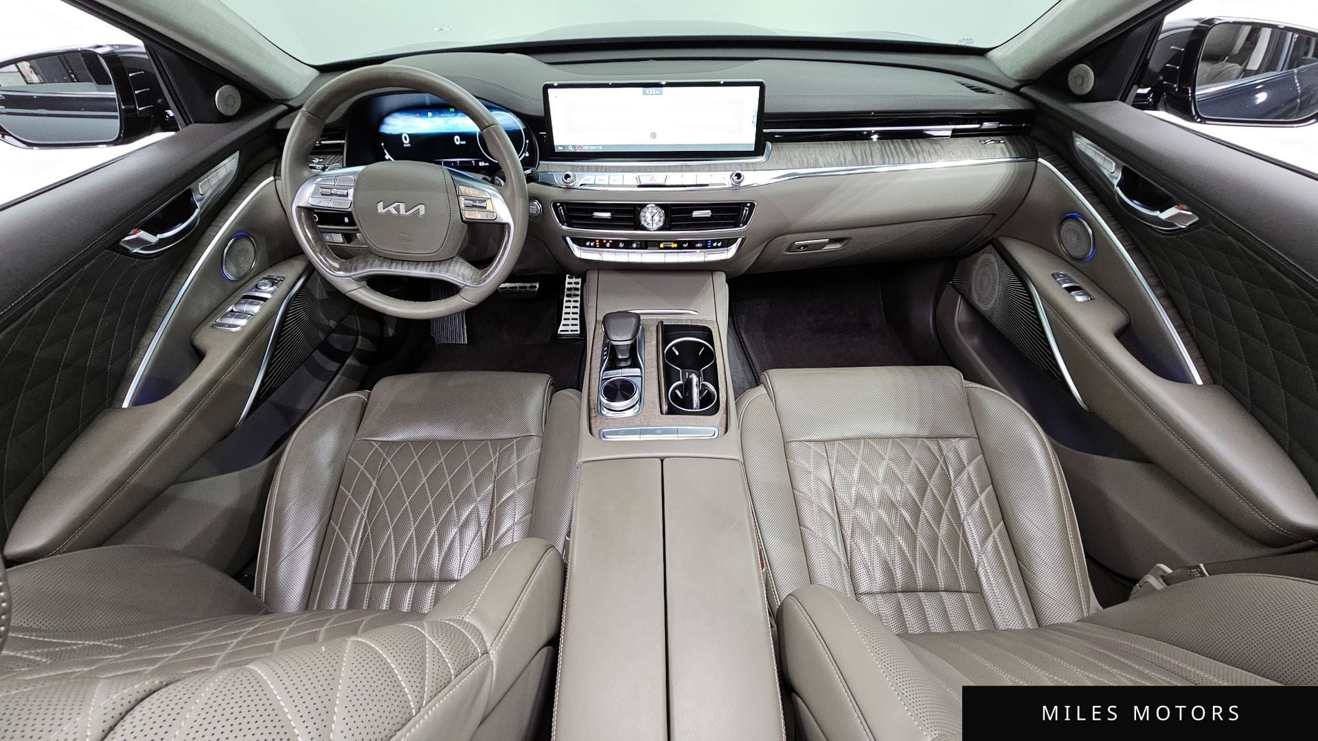 Kia K9 2023 — миниатюра 7