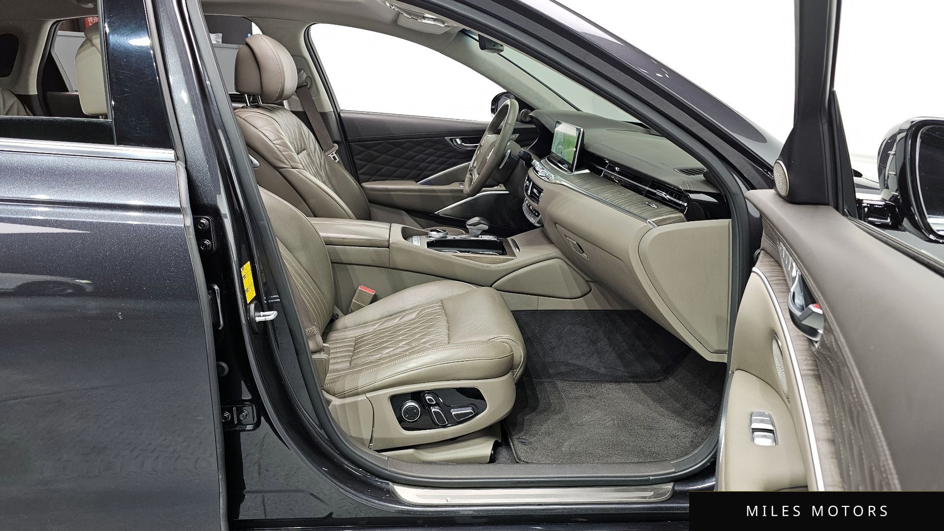 Kia K9 2023 — миниатюра 11