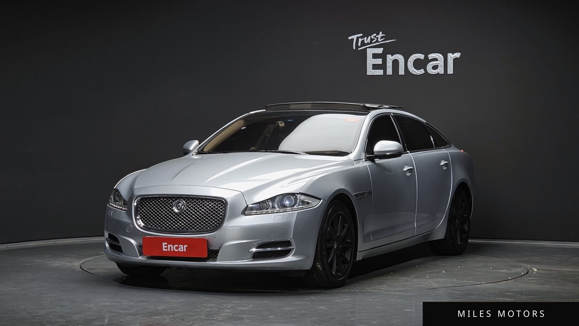 Jaguar All New XJ 2013 — фото 1 из 12