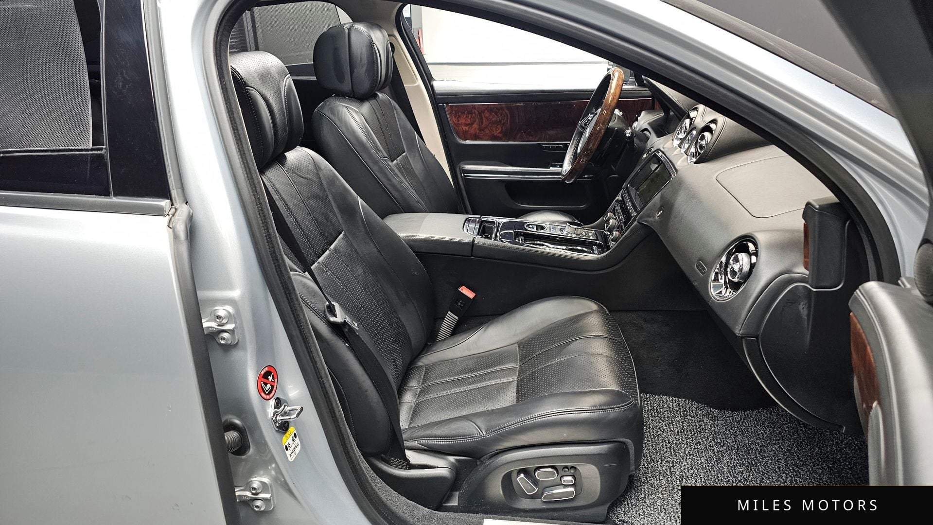 Jaguar All New XJ 2013 — миниатюра 10