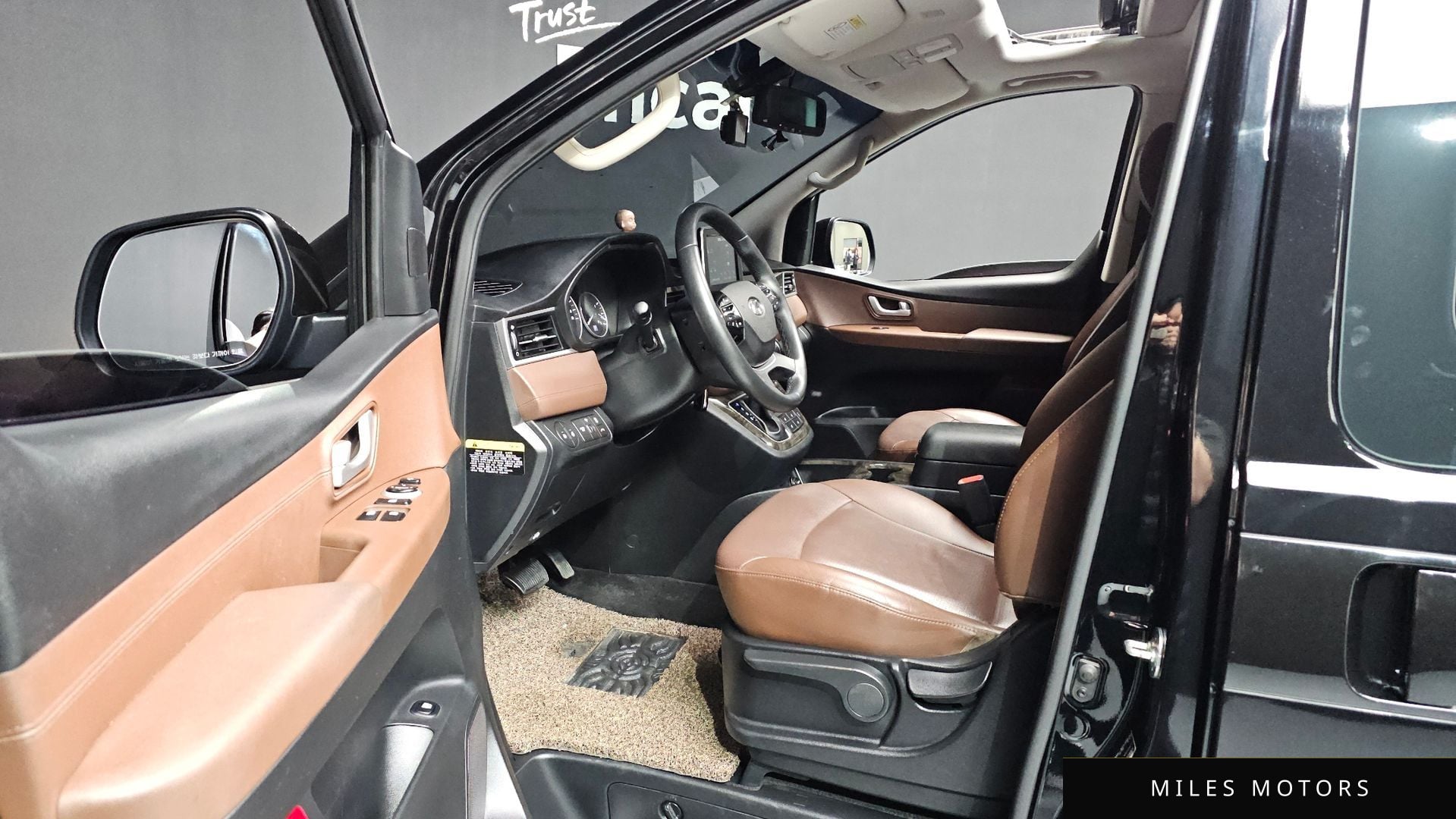 Hyundai Starex 2019 — миниатюра 10