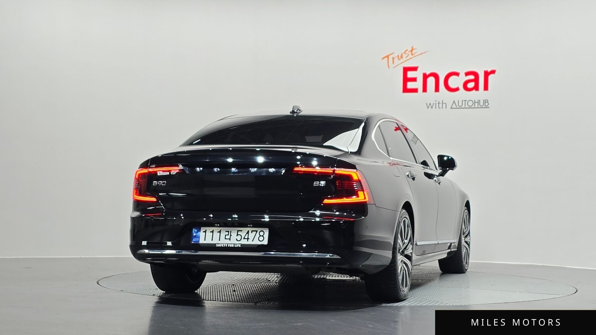 Volvo S90 2023 — миниатюра 4