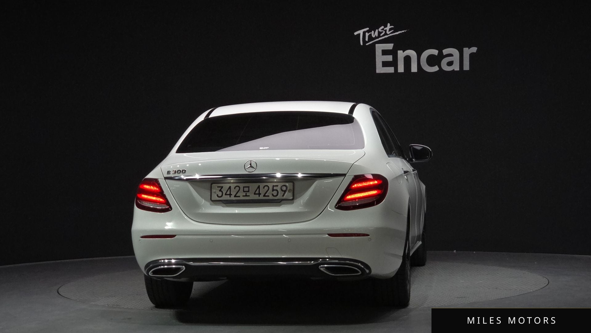 Mercedes-Benz E-Class W213 2020 — миниатюра 4