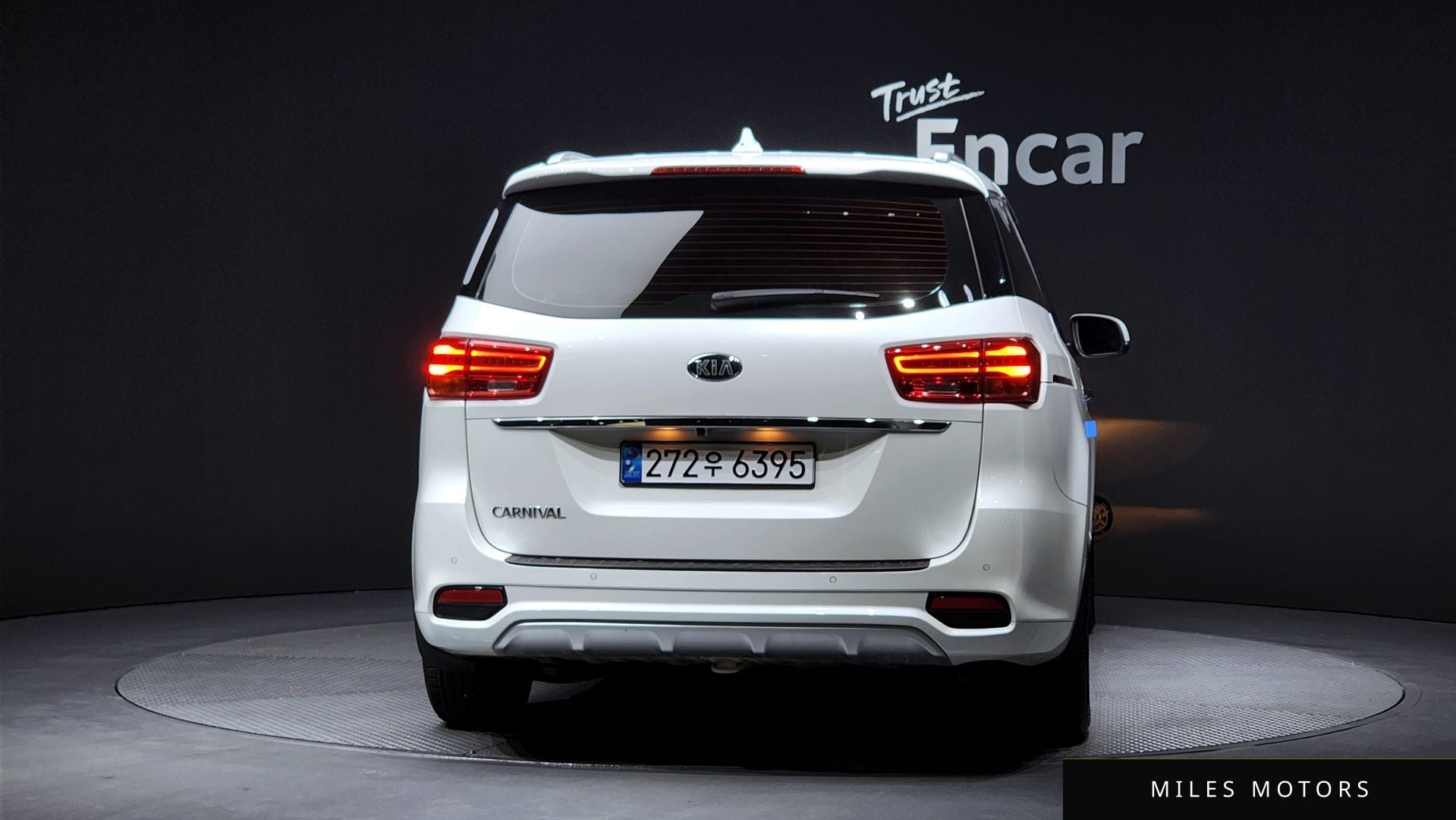 Kia Canival 2020 — миниатюра 5