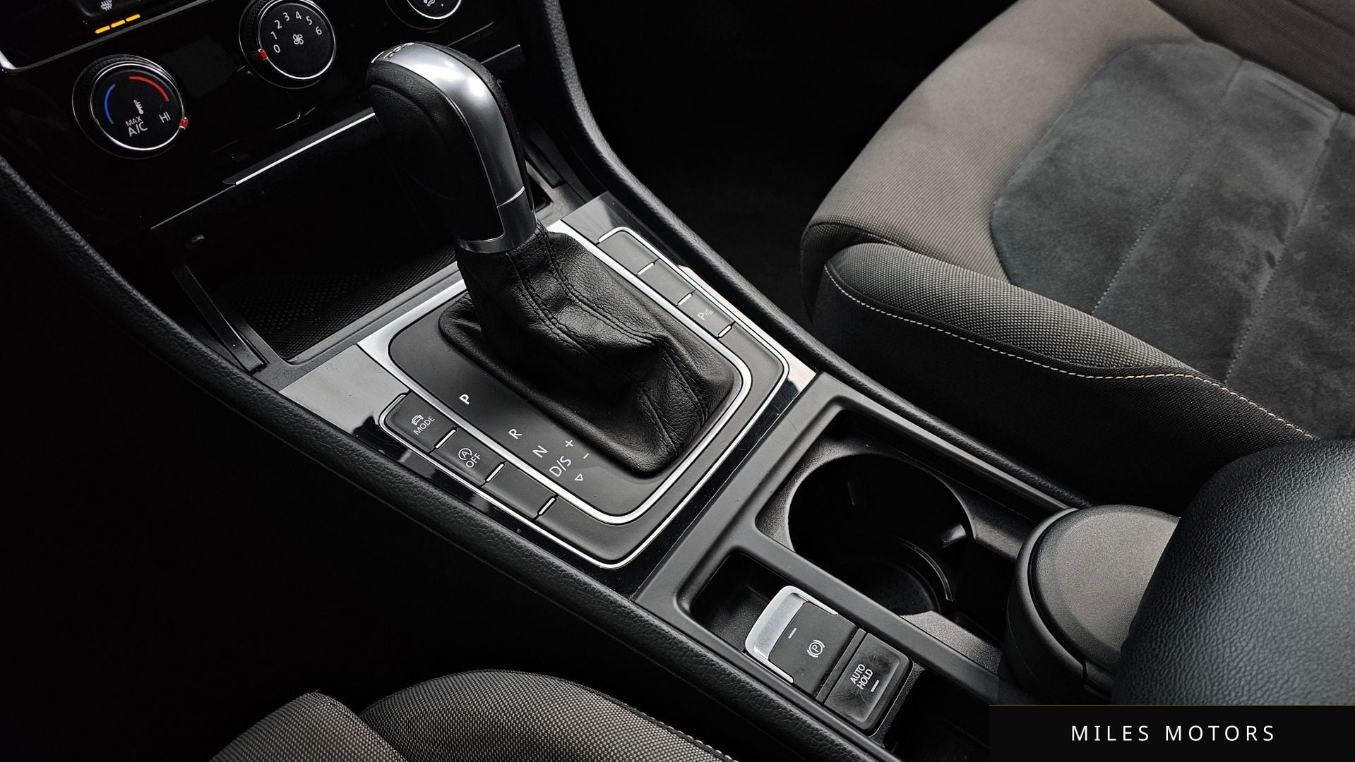 Volkswagen 골프 2015 — миниатюра 9