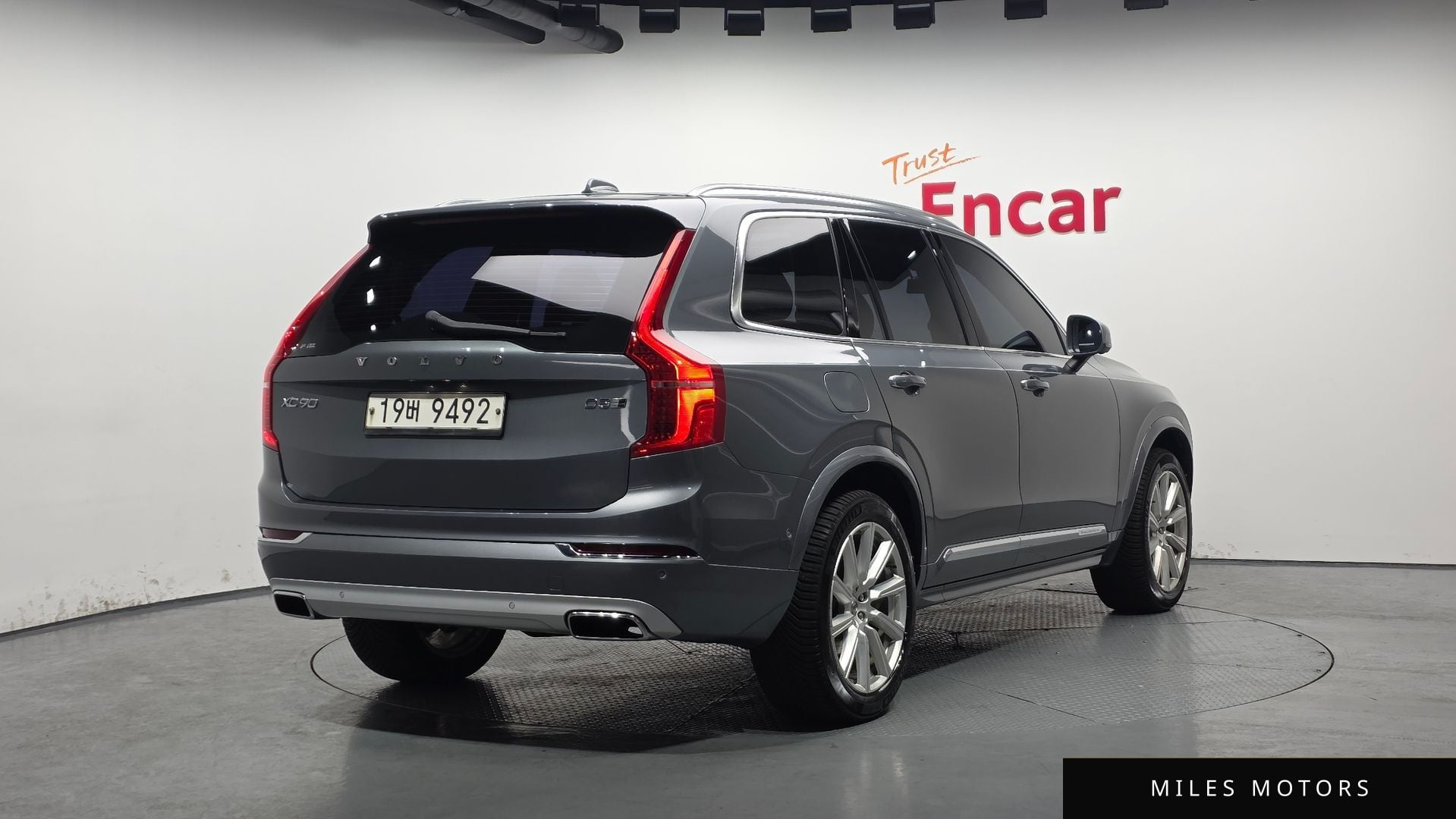 Volvo XC90 2018 — миниатюра 2
