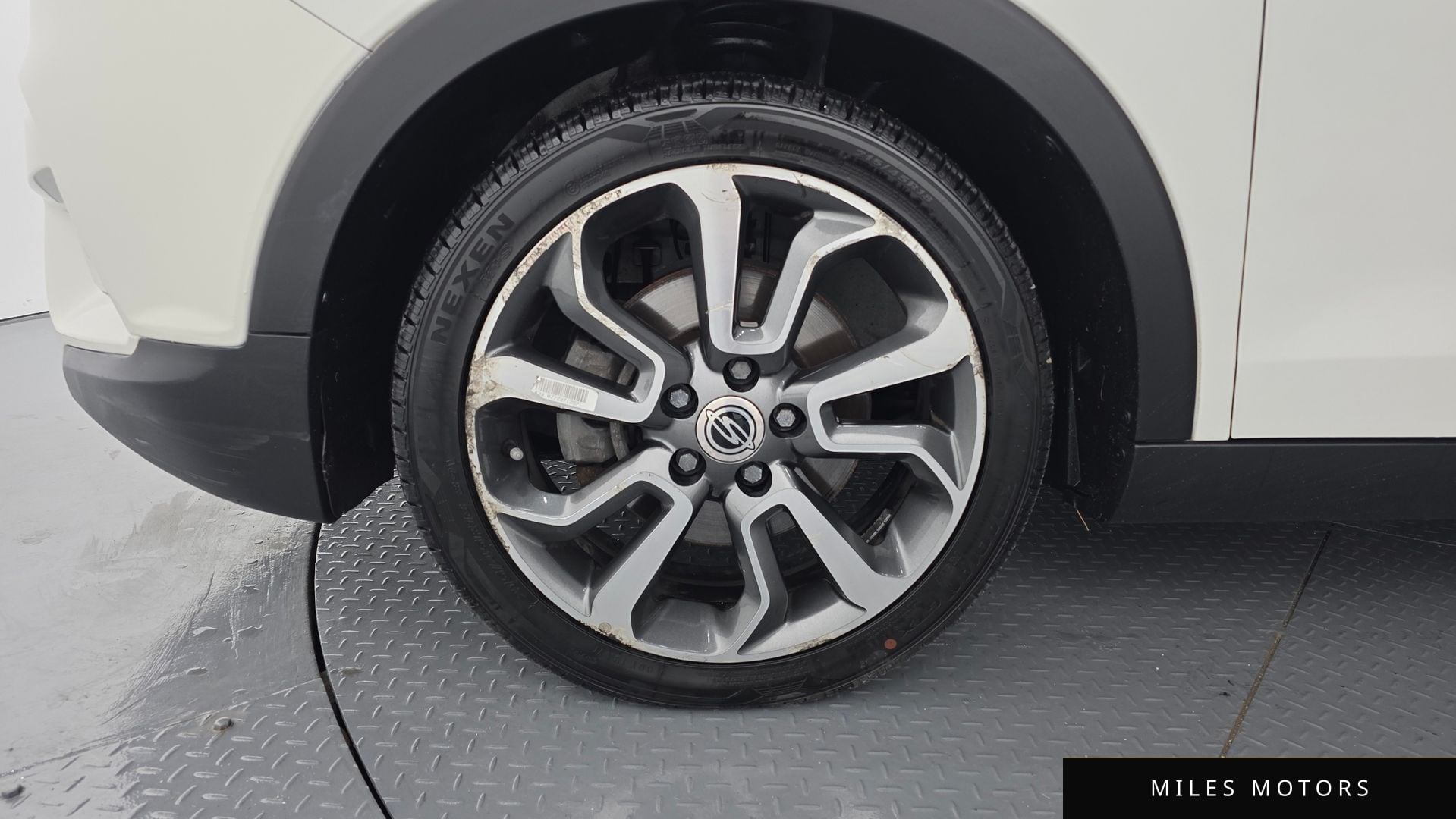 KG Mobility Tivoli 2016 — миниатюра 5