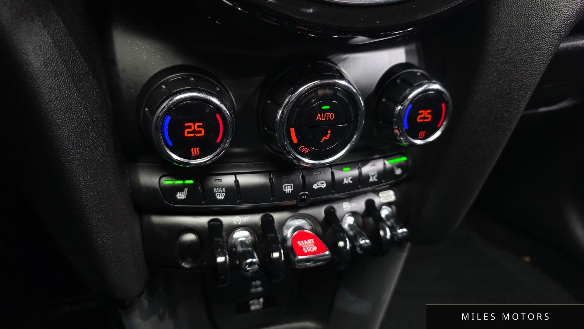 MINI 쿠퍼 2021 — миниатюра 16