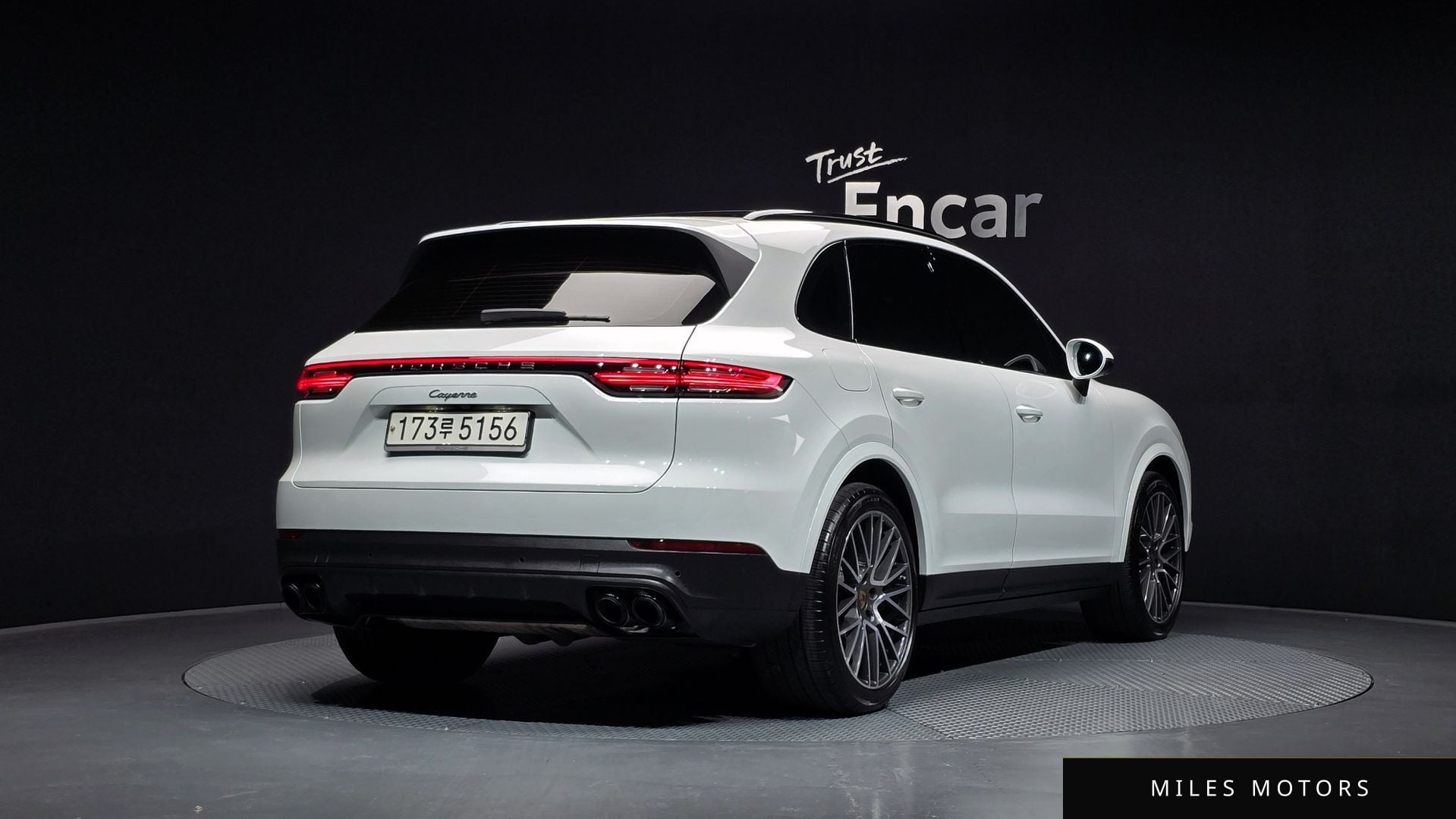 Porsche Cayenne 2020 — миниатюра 2