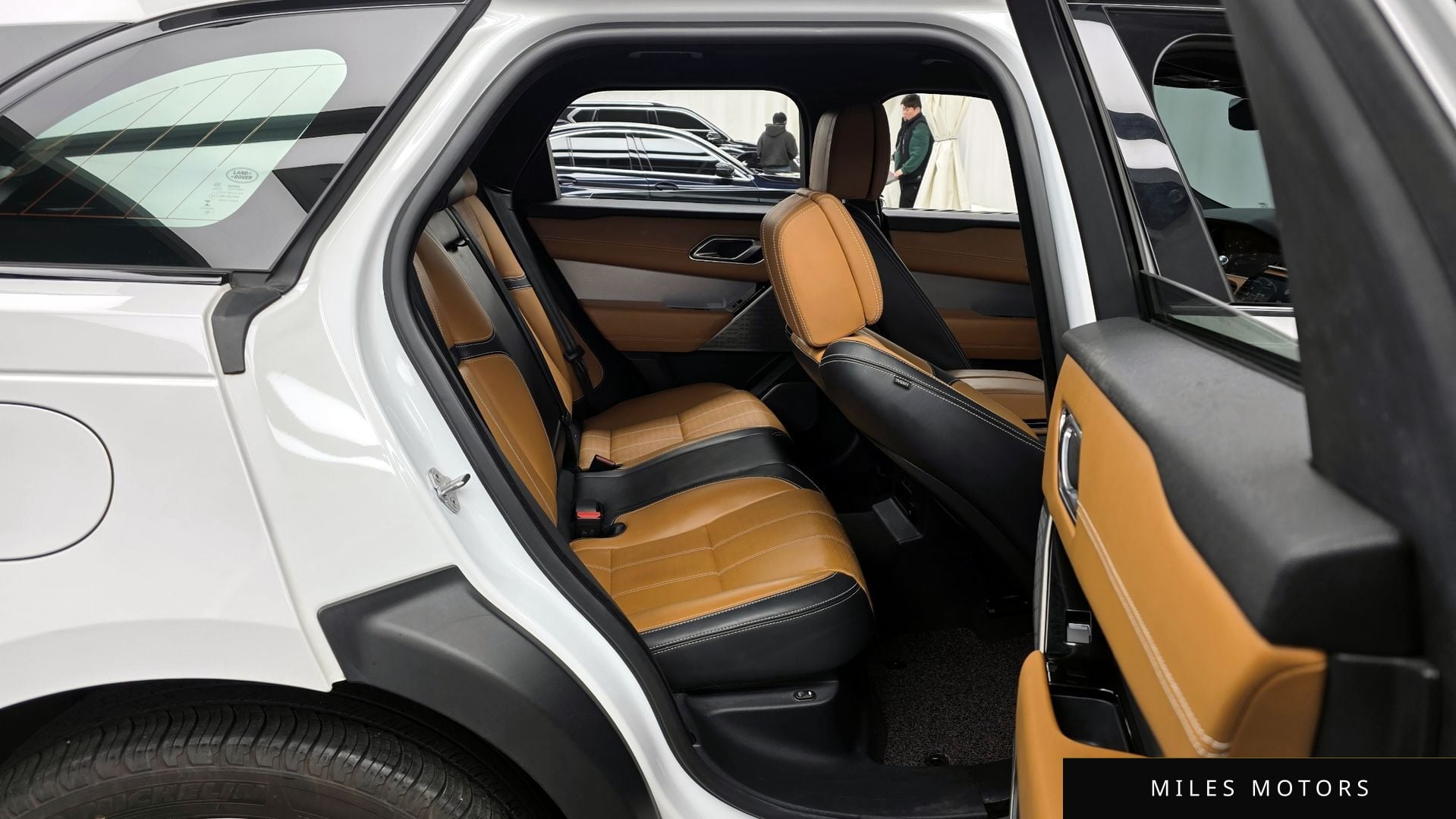 Land Rover Range Rover Velar 2021 — миниатюра 12
