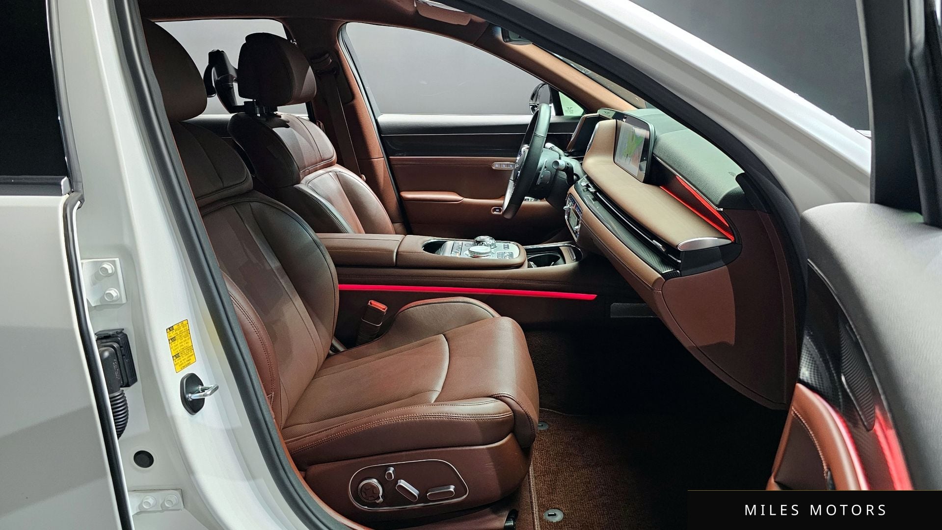 Genesis G90 (RS4) 2023 — миниатюра 10