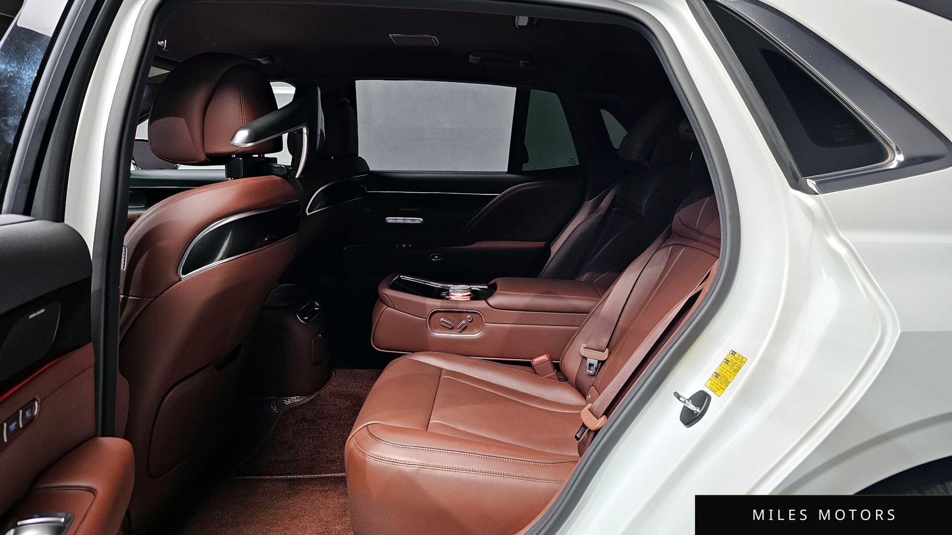 Genesis G90 (RS4) 2023 — миниатюра 12